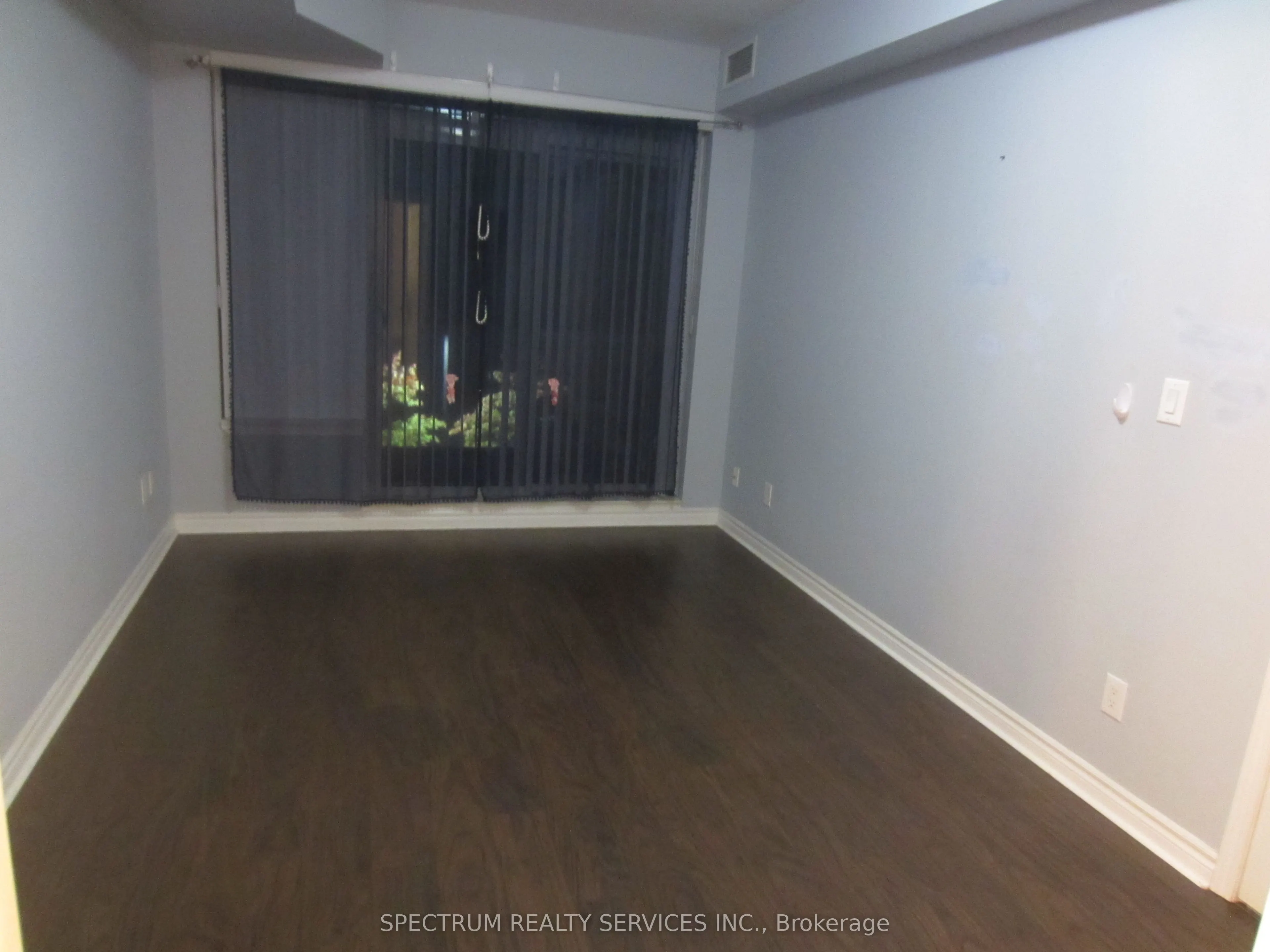 3865 Lake Shore Boulevard, #319