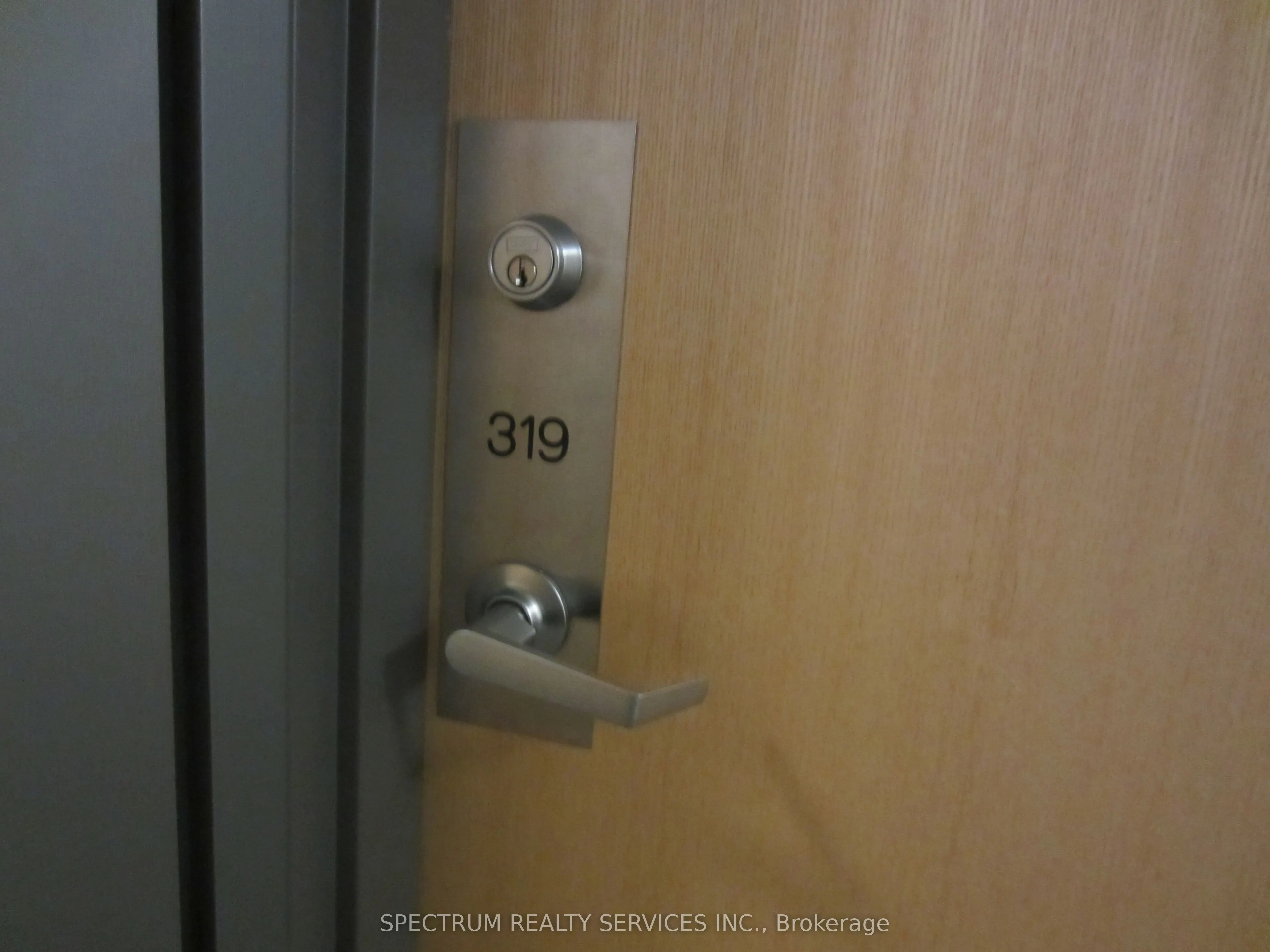 3865 Lake Shore Boulevard, #319