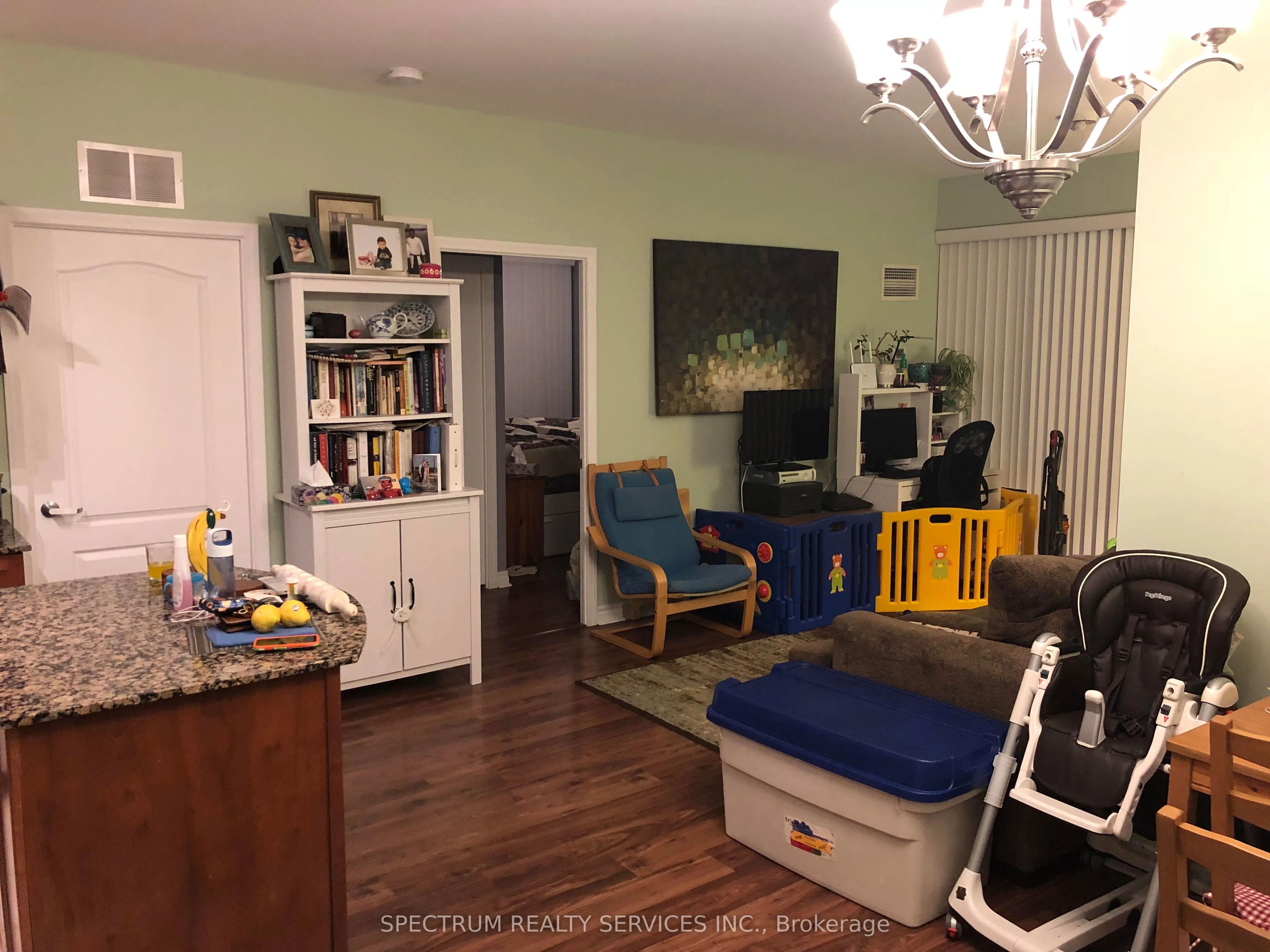 3865 Lake Shore Boulevard, #319