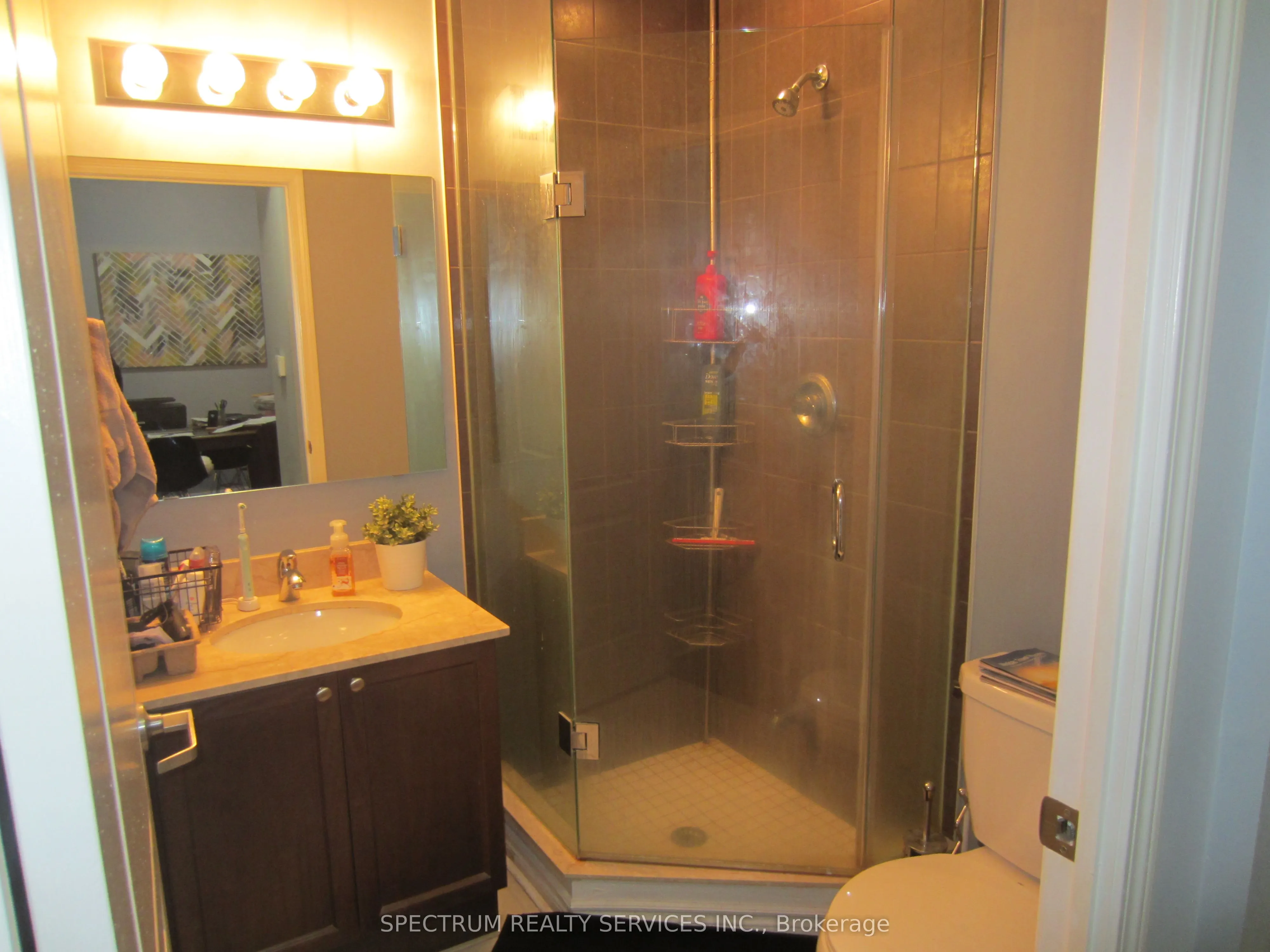3865 Lake Shore Boulevard, #319