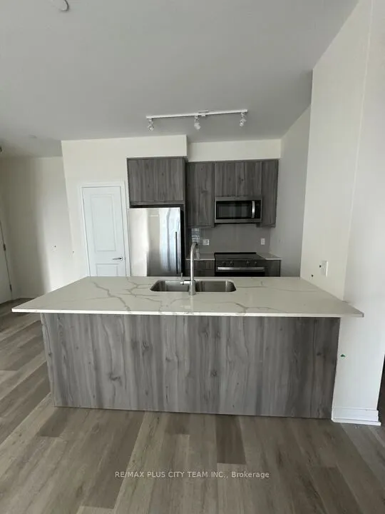 15 Watergarden Drive, #2805