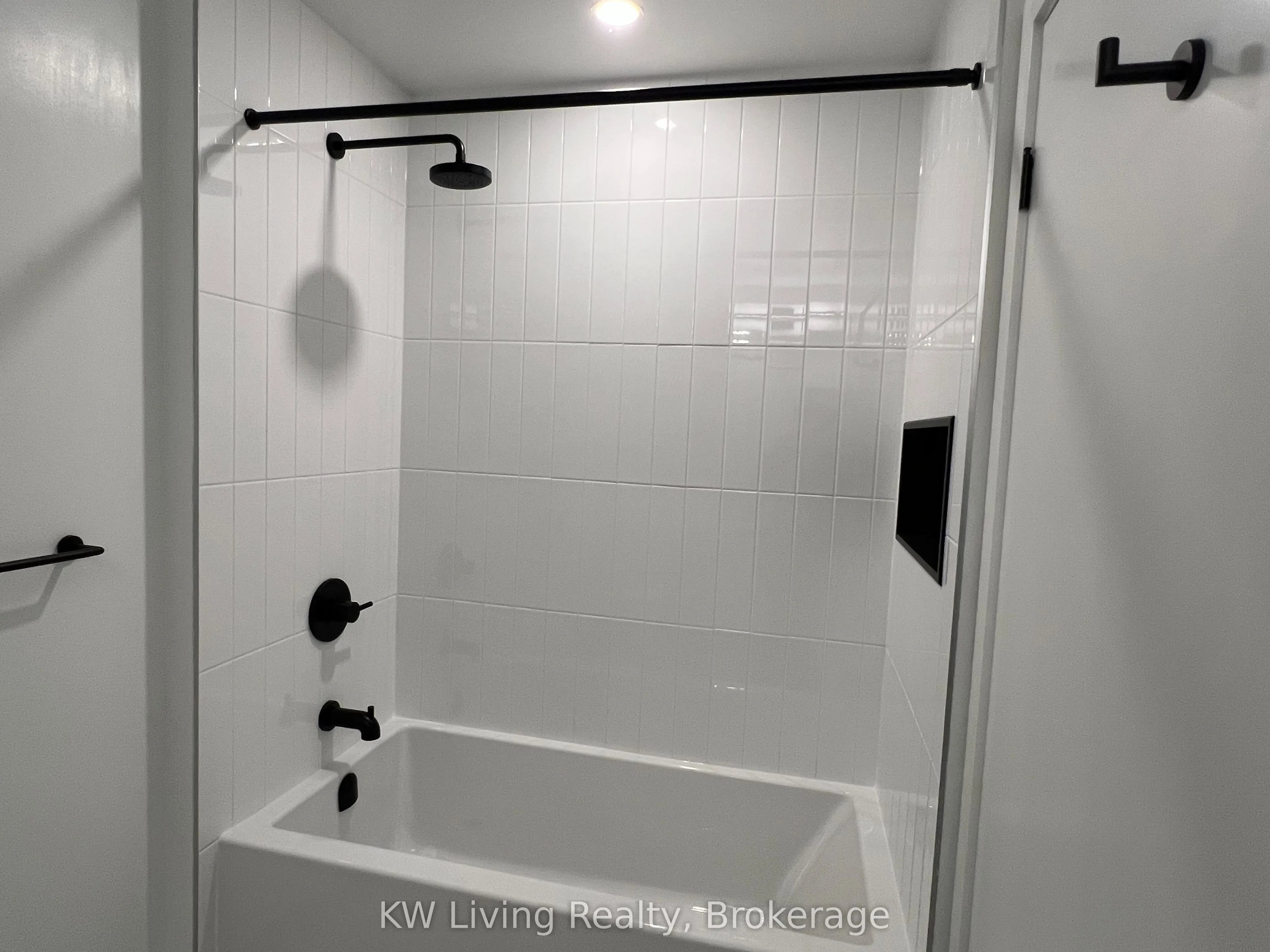 2495 Eglinton Avenue W, #1213