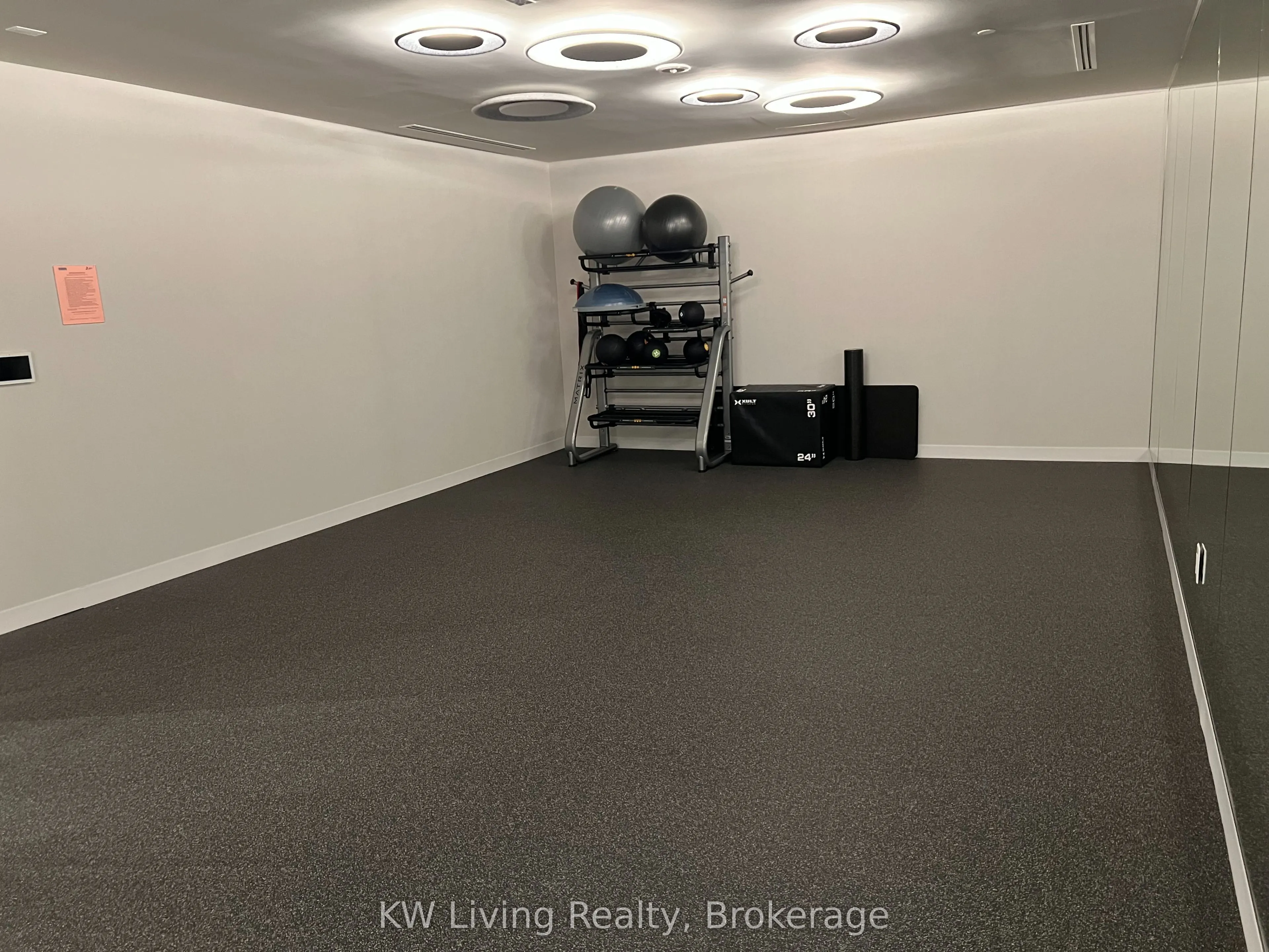 2495 Eglinton Avenue W, #1213