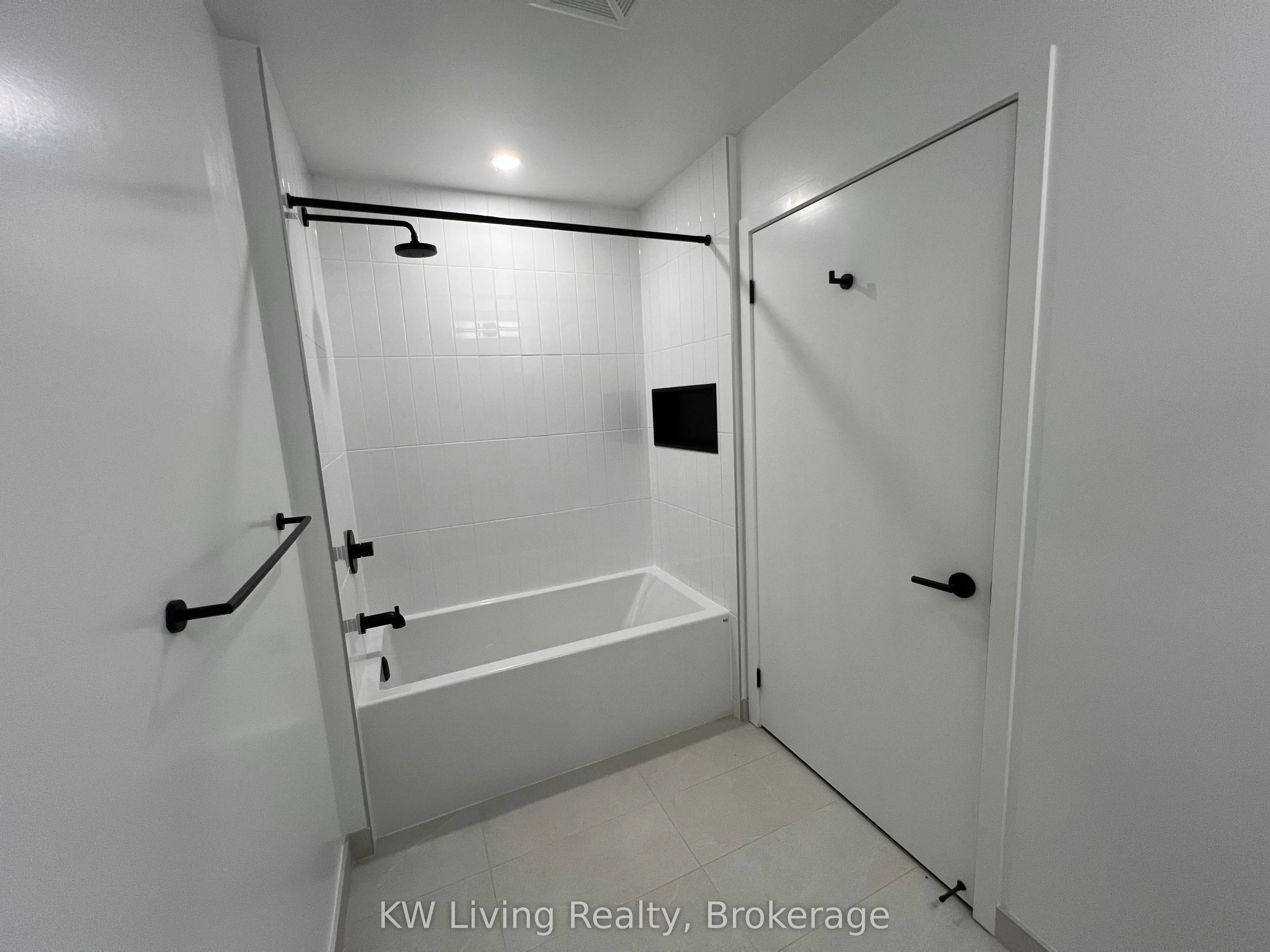 2495 Eglinton Avenue W, #1213