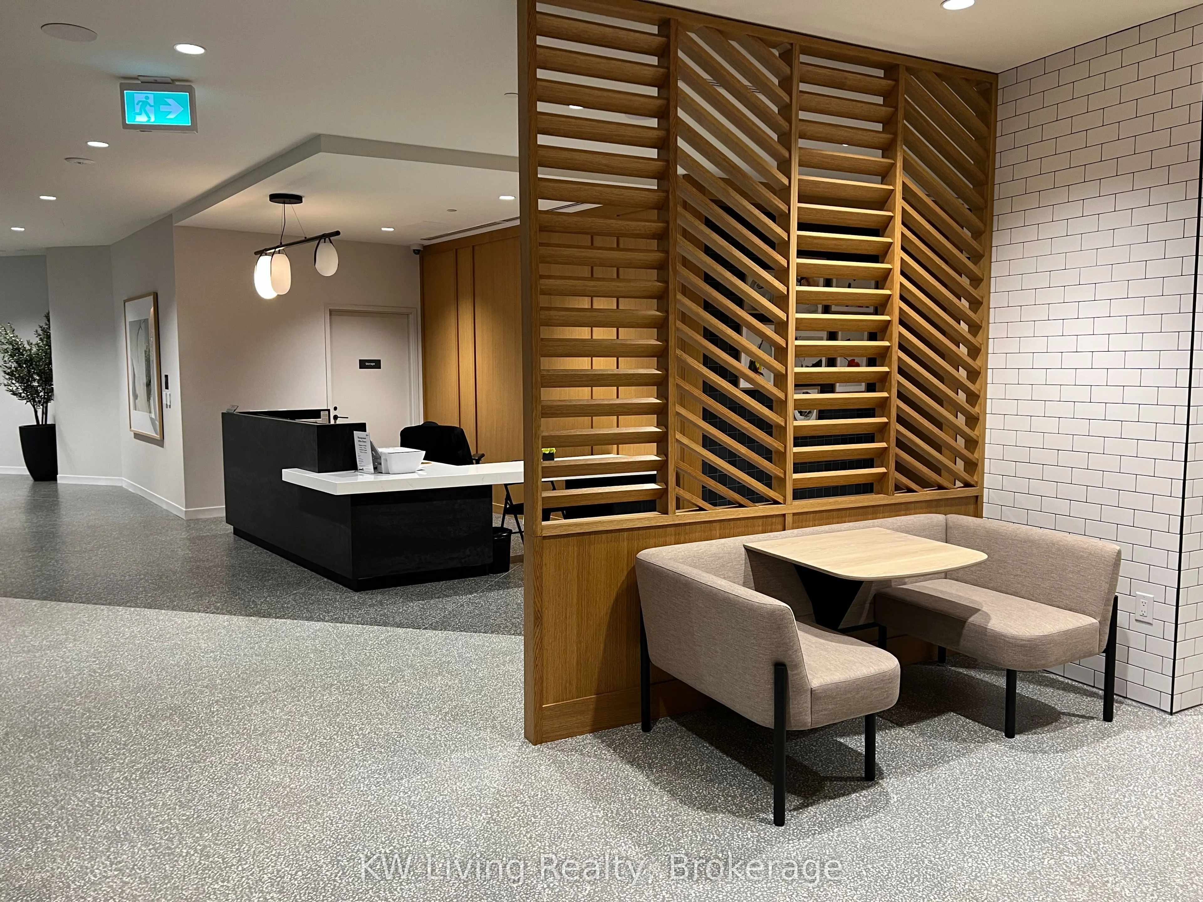 2495 Eglinton Avenue W, #1213