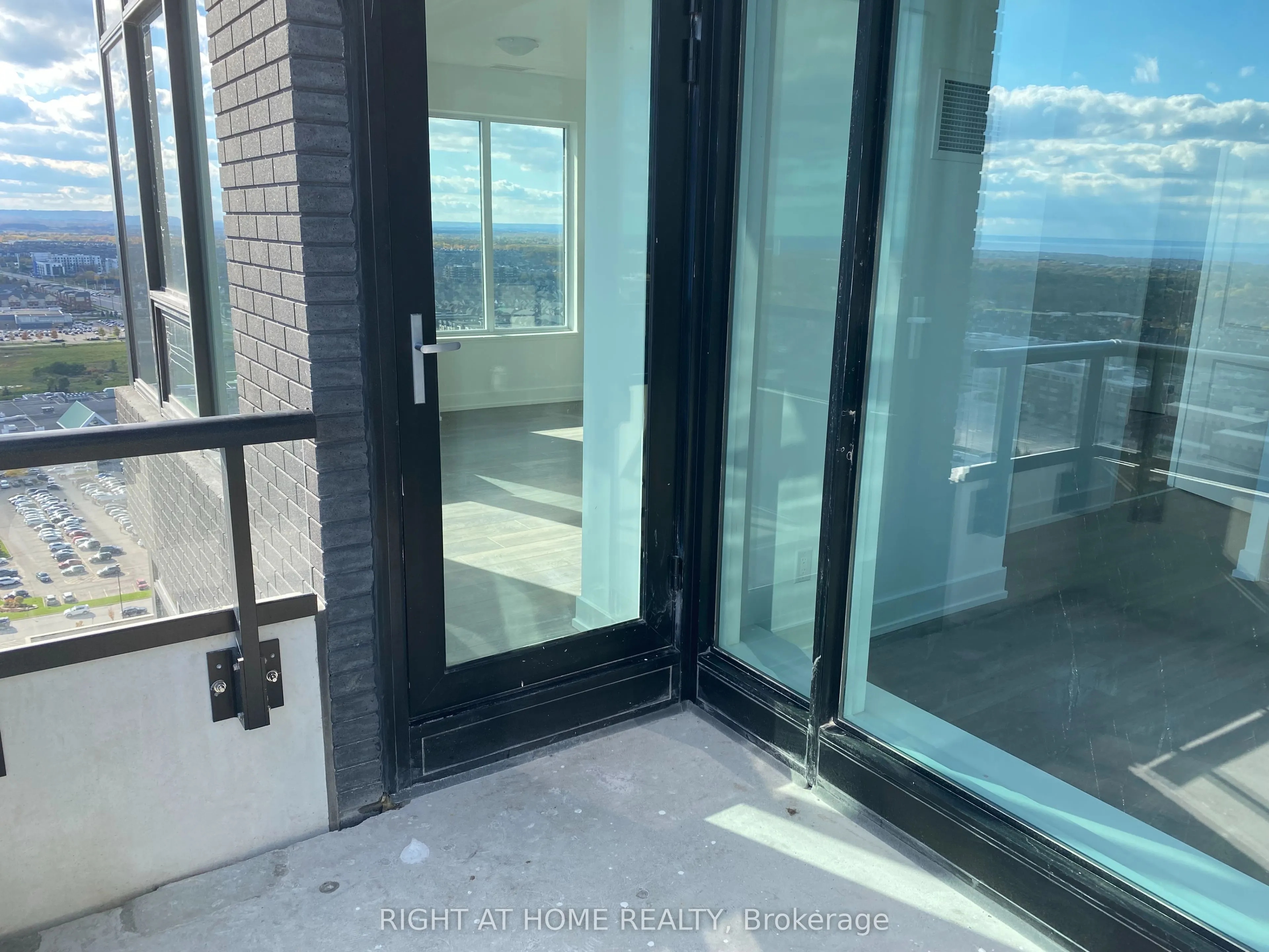 297 Oak Walk Drive, #2503