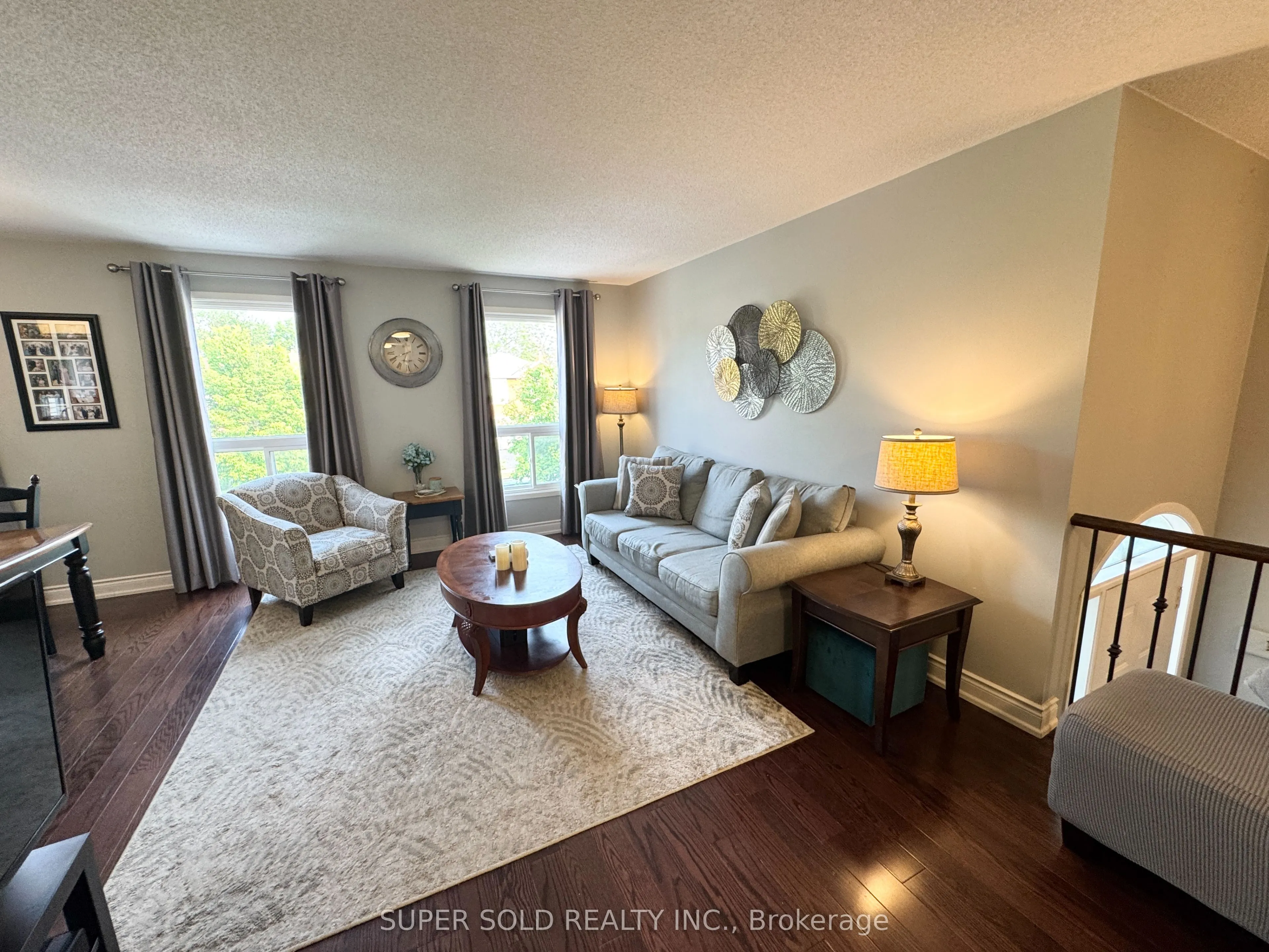 25 Floribunda Crescent