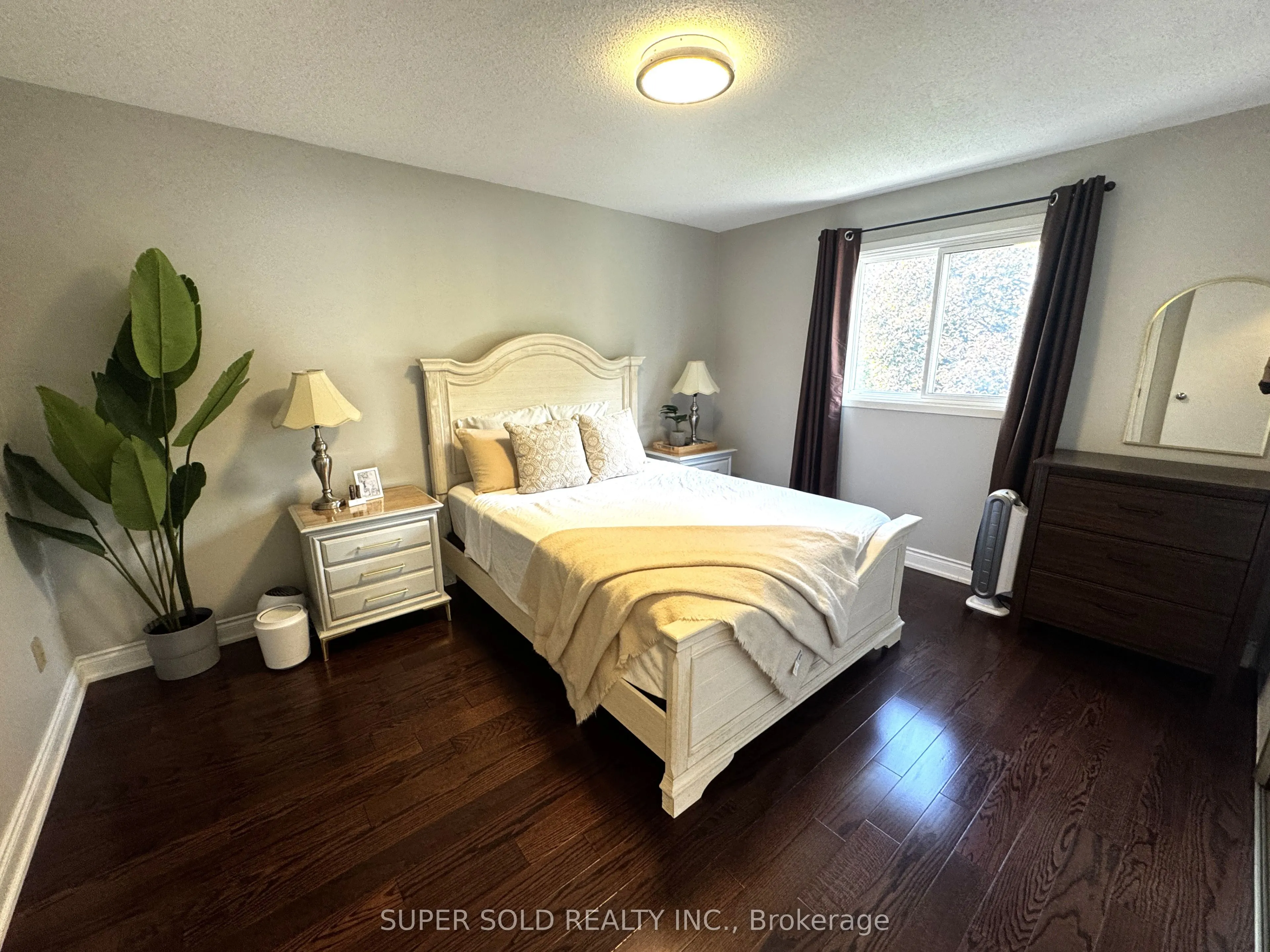 25 Floribunda Crescent