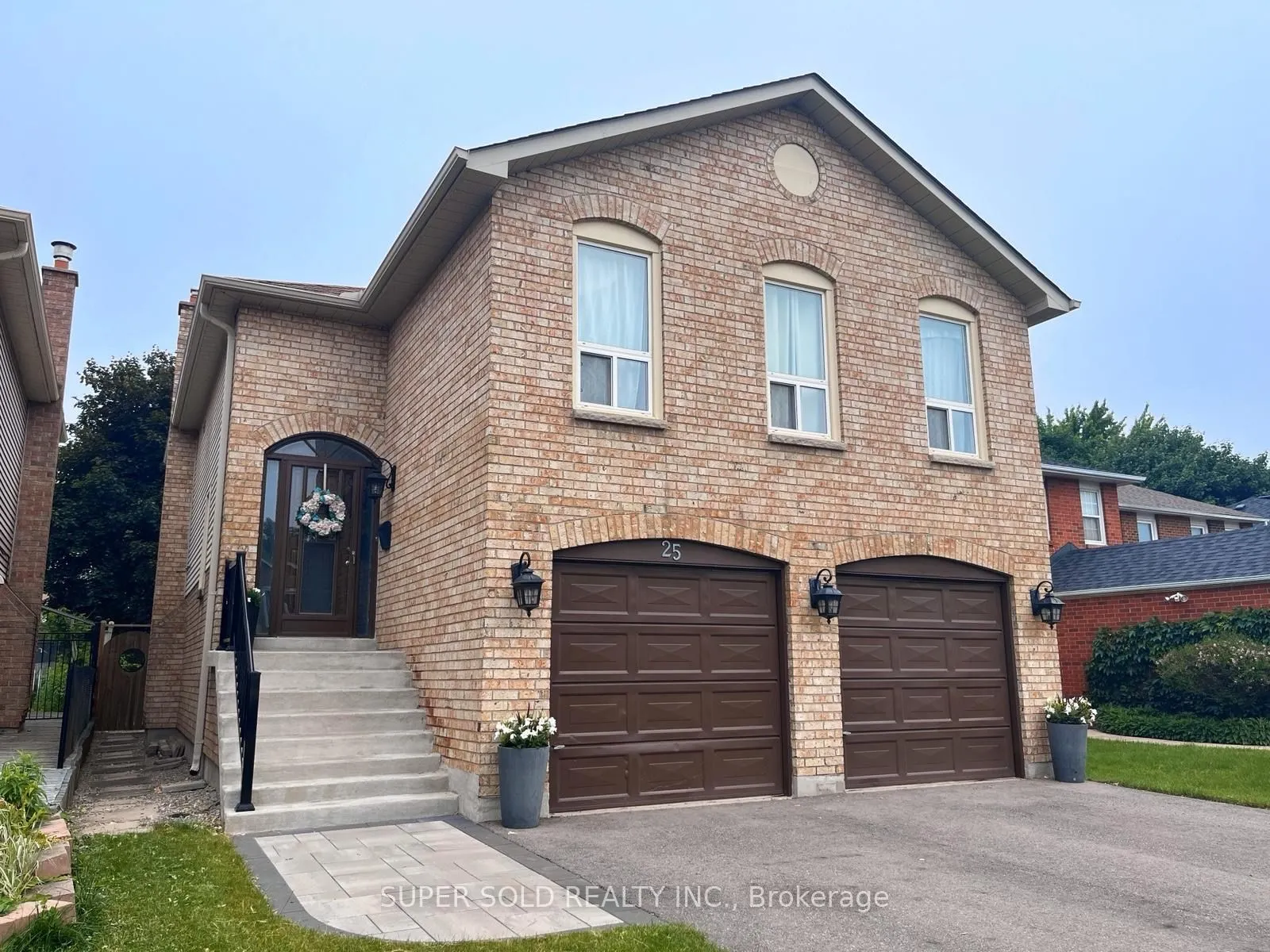 25 Floribunda Crescent