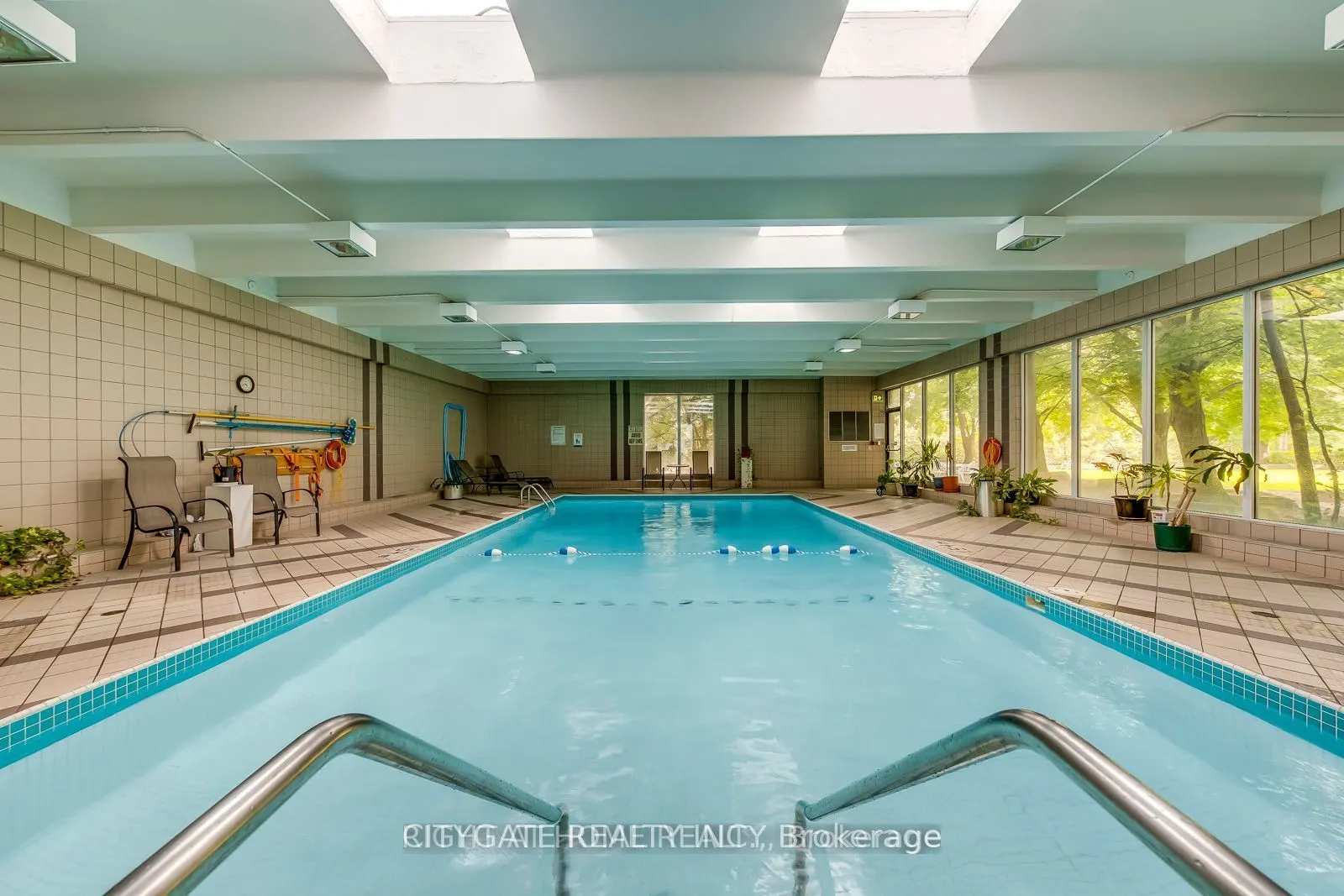 3700 Kaneff Crescent, #1412