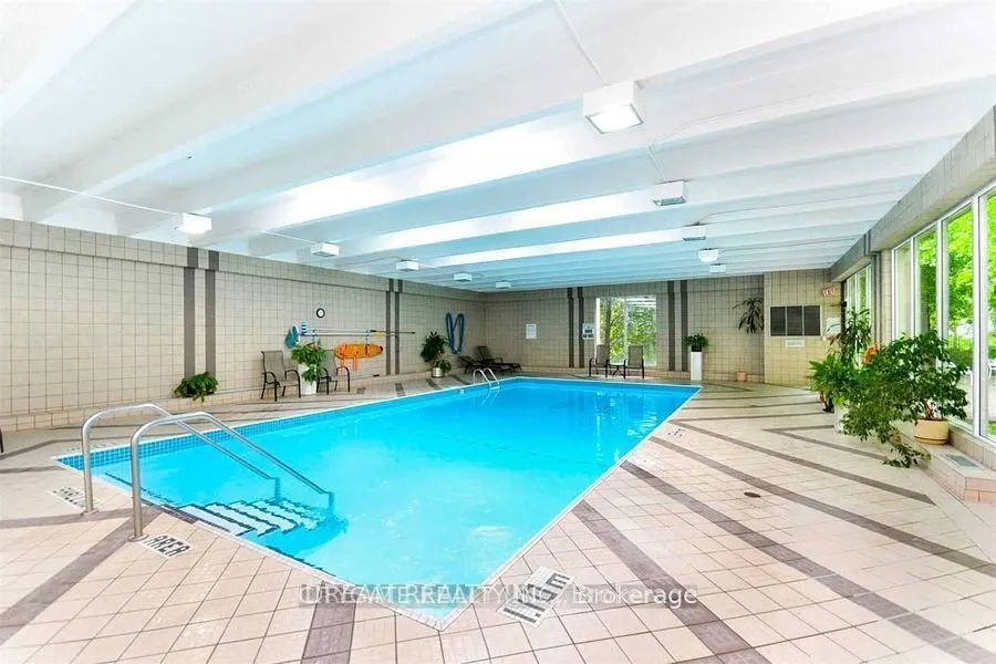 3700 Kaneff Crescent, #1412