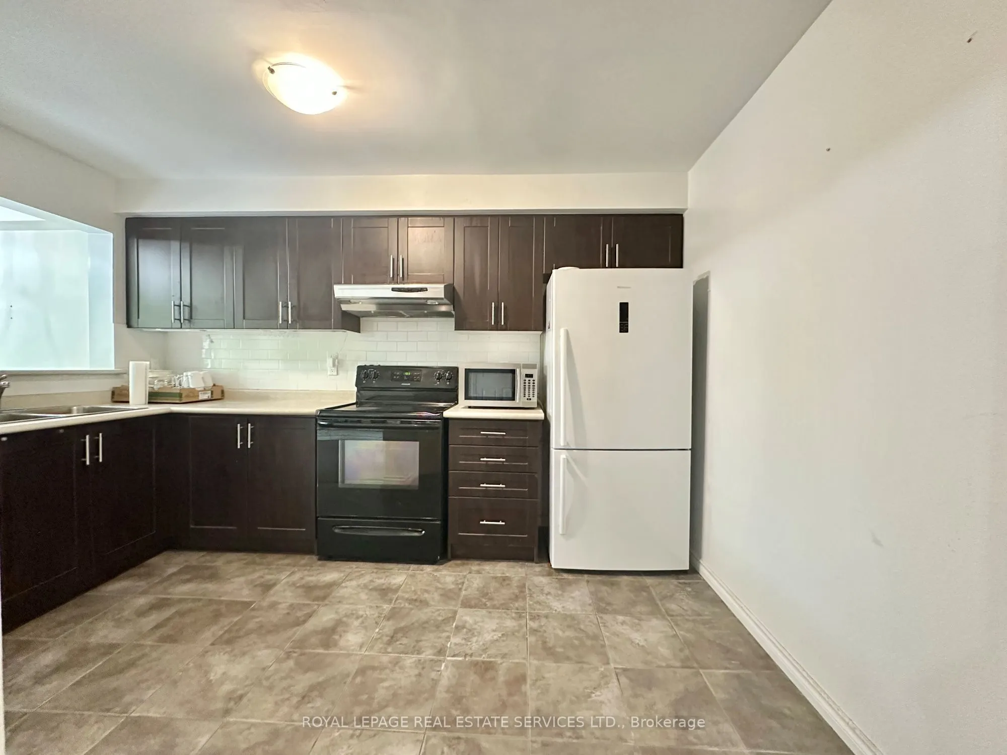 4600 Kimbermount Avenue, #39