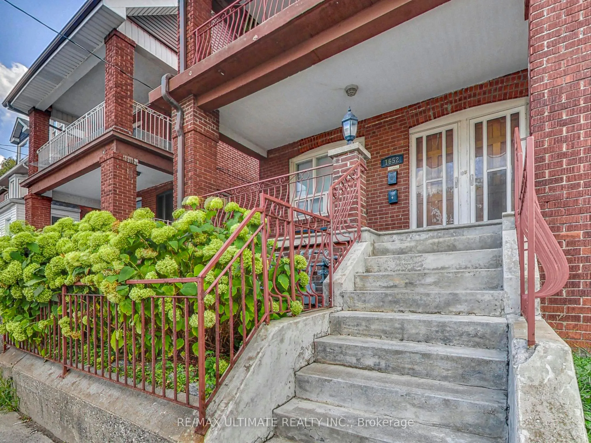 1652 Dufferin Street, #Main