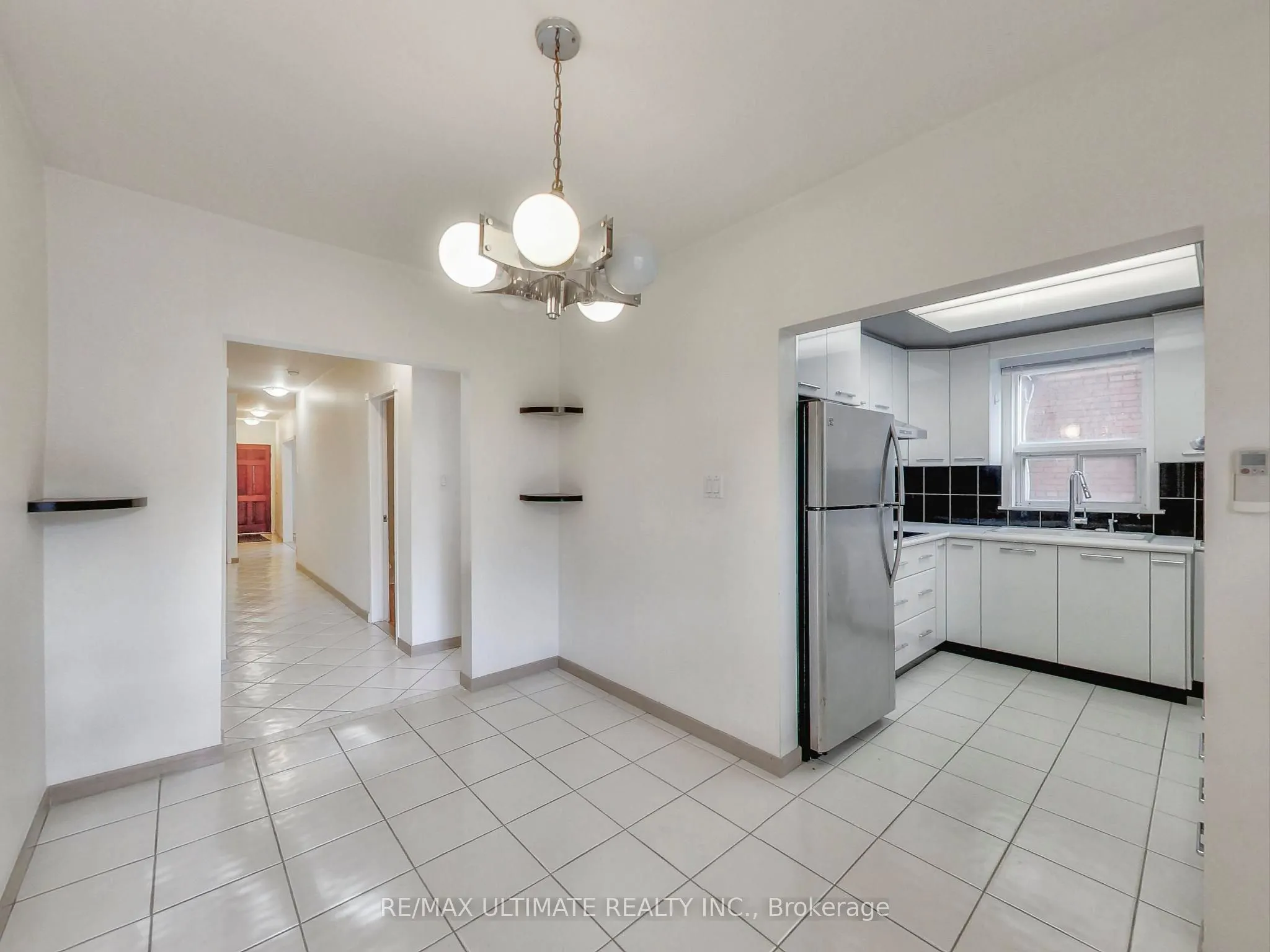 1652 Dufferin Street, #Main
