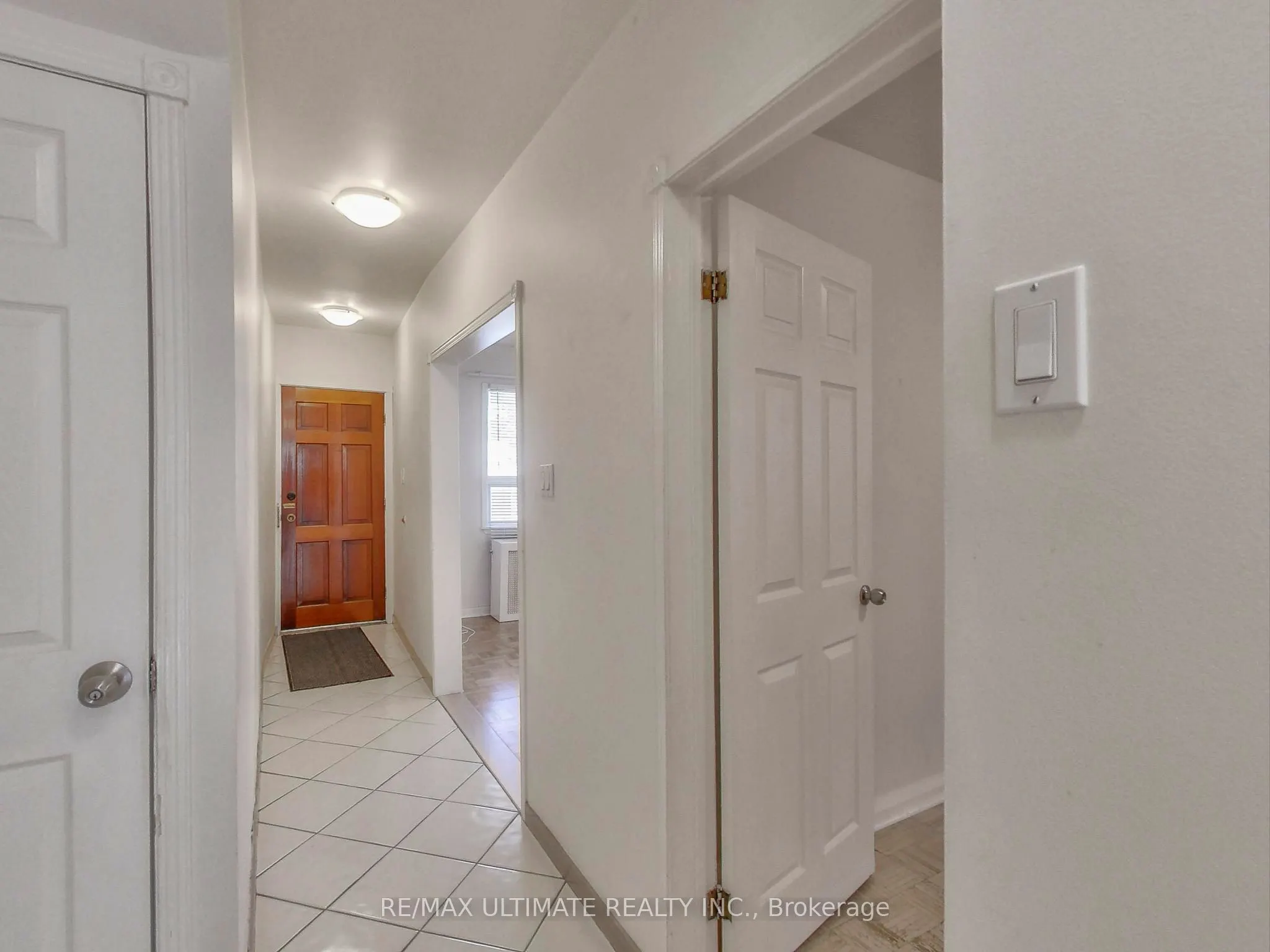 1652 Dufferin Street, #Main