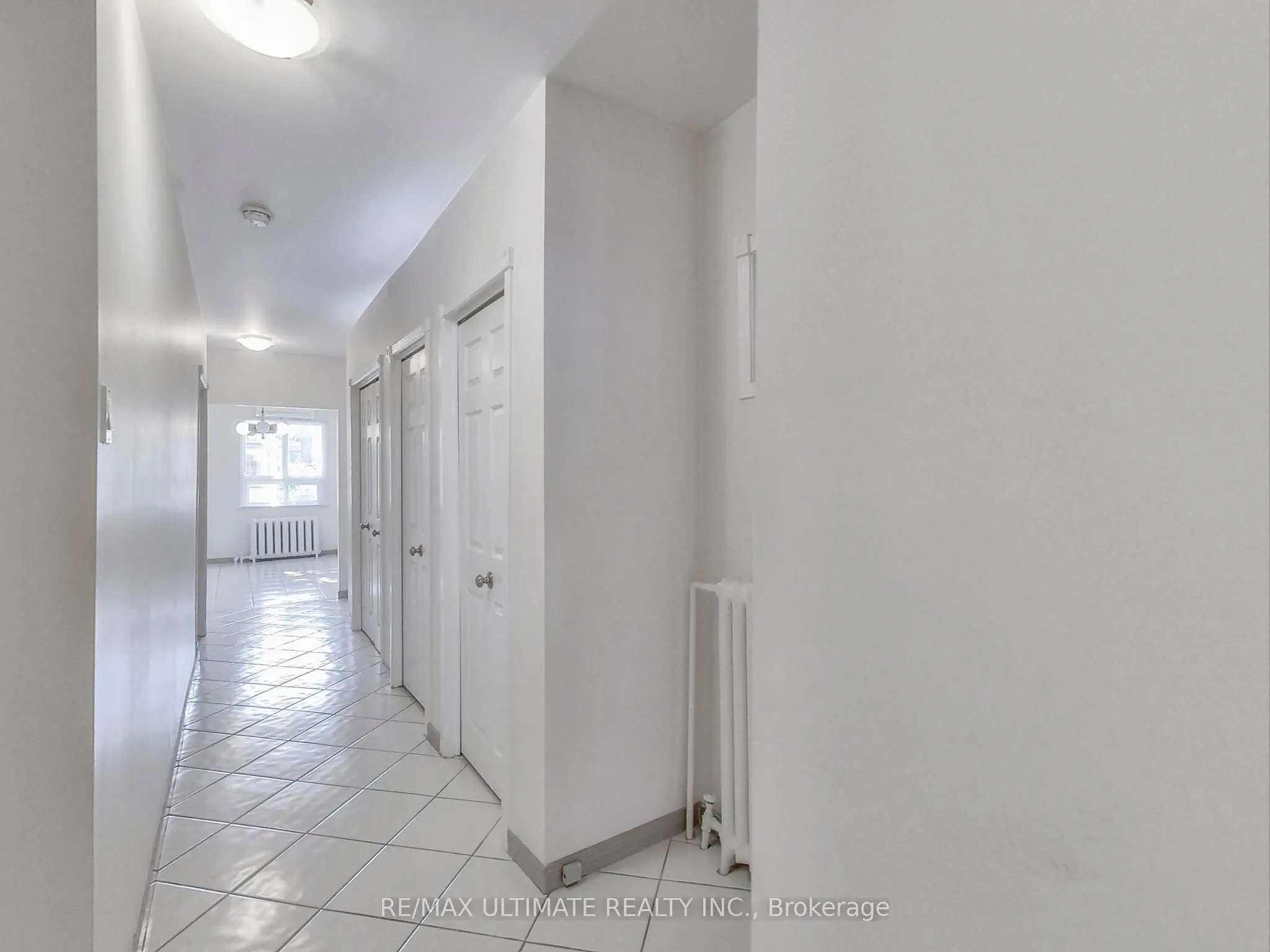 1652 Dufferin Street, #Main