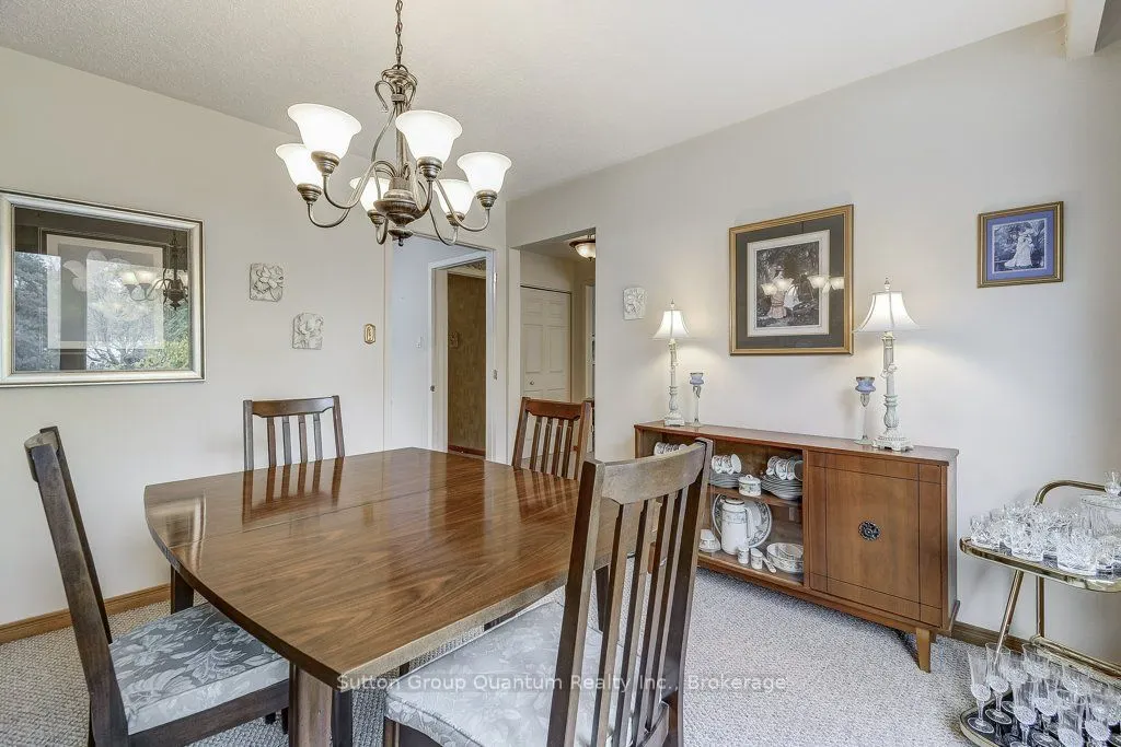 1249 Richards Crescent