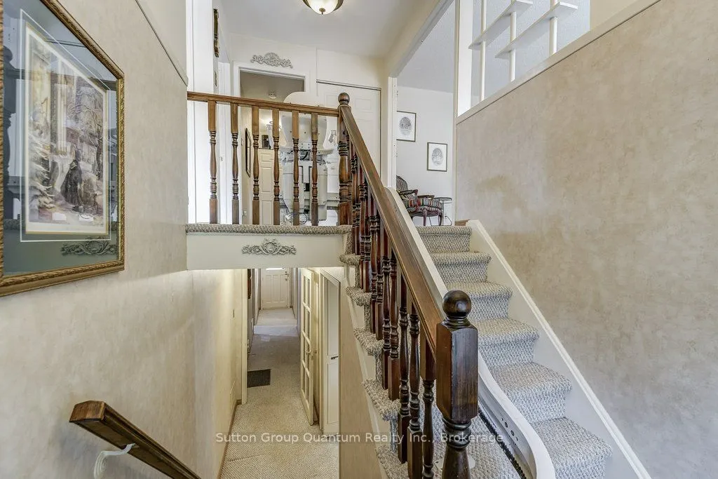 1249 Richards Crescent