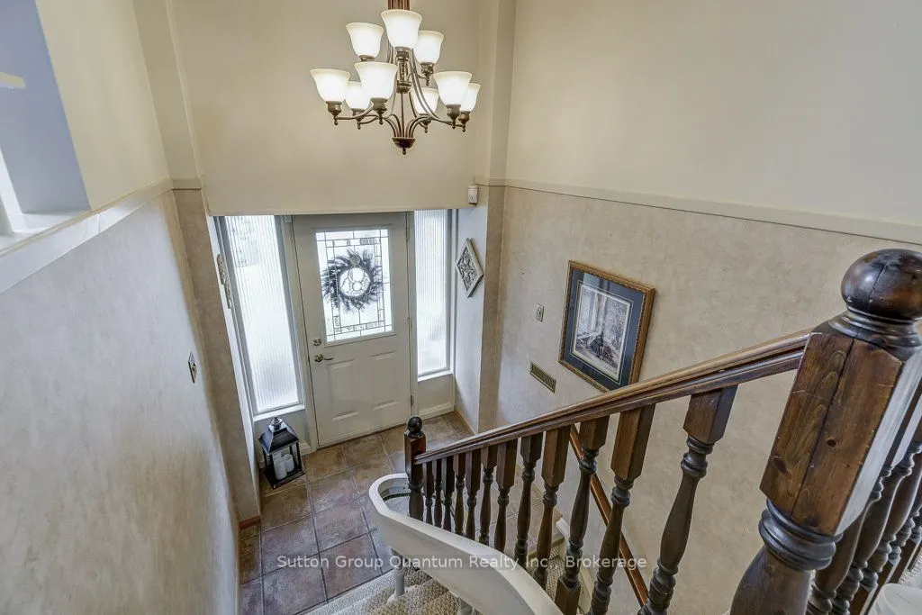 1249 Richards Crescent