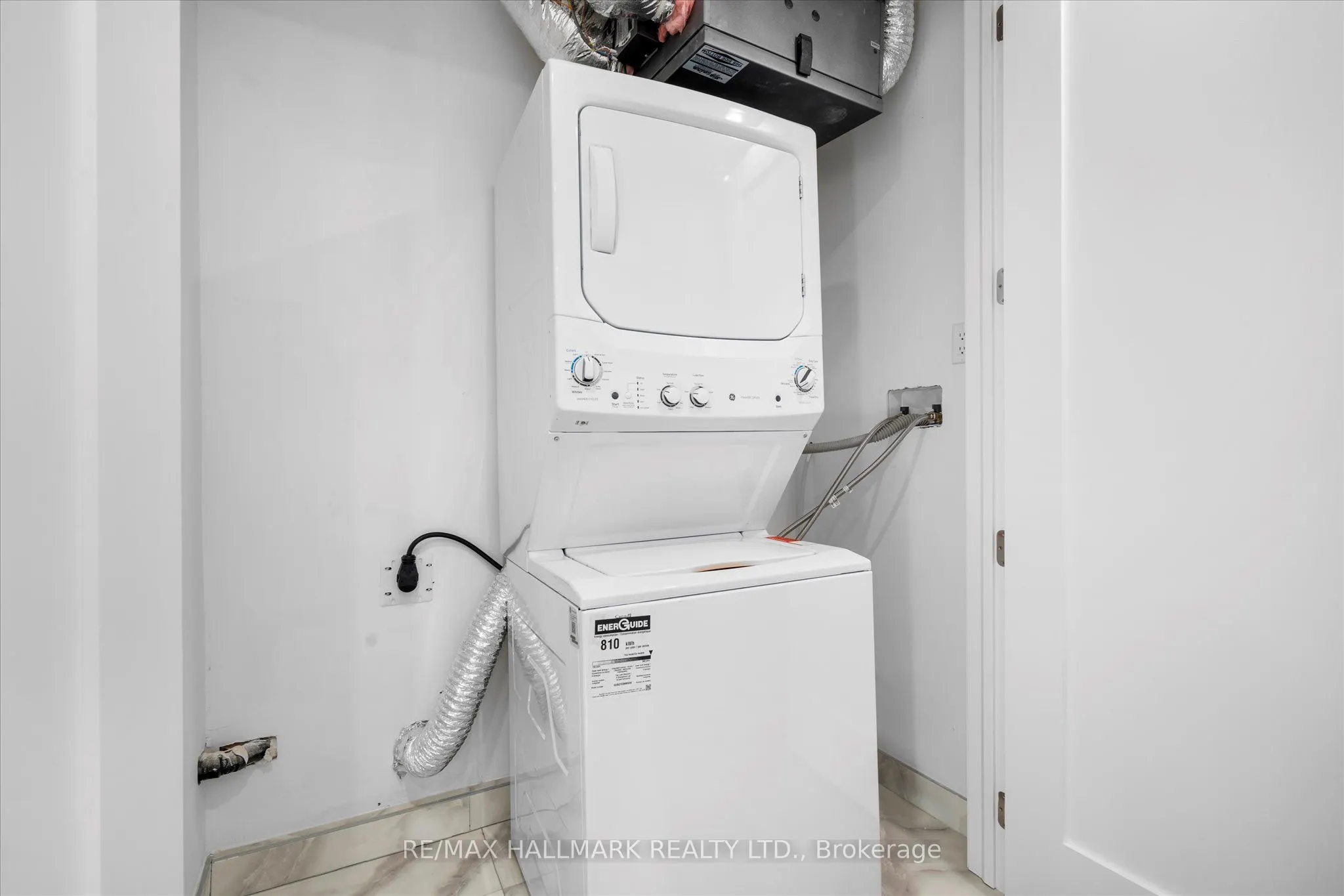 27 Antonio Court, #1B