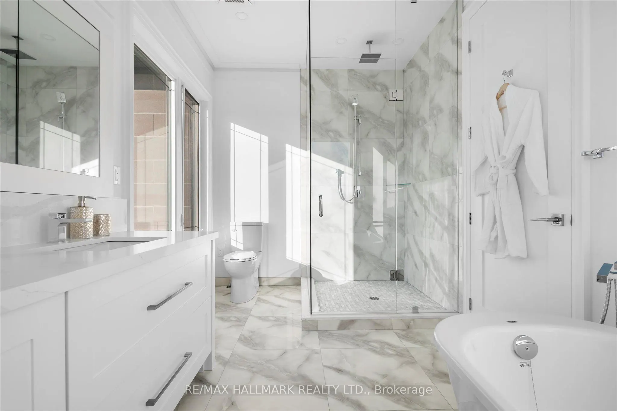 27 Antonio Court, #1B