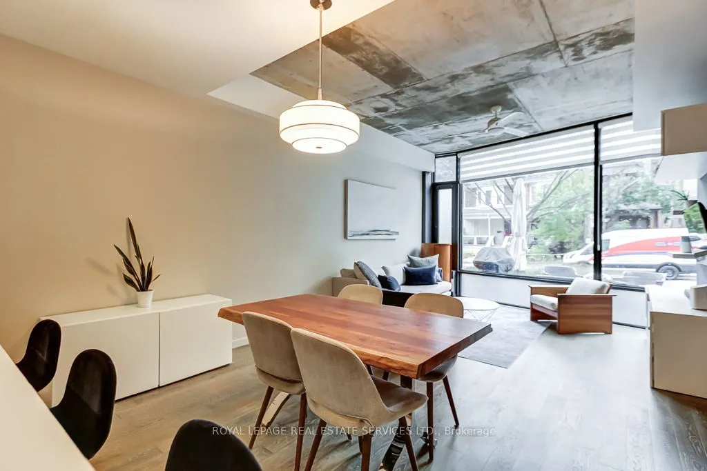 383 Sorauren Avenue, #373
