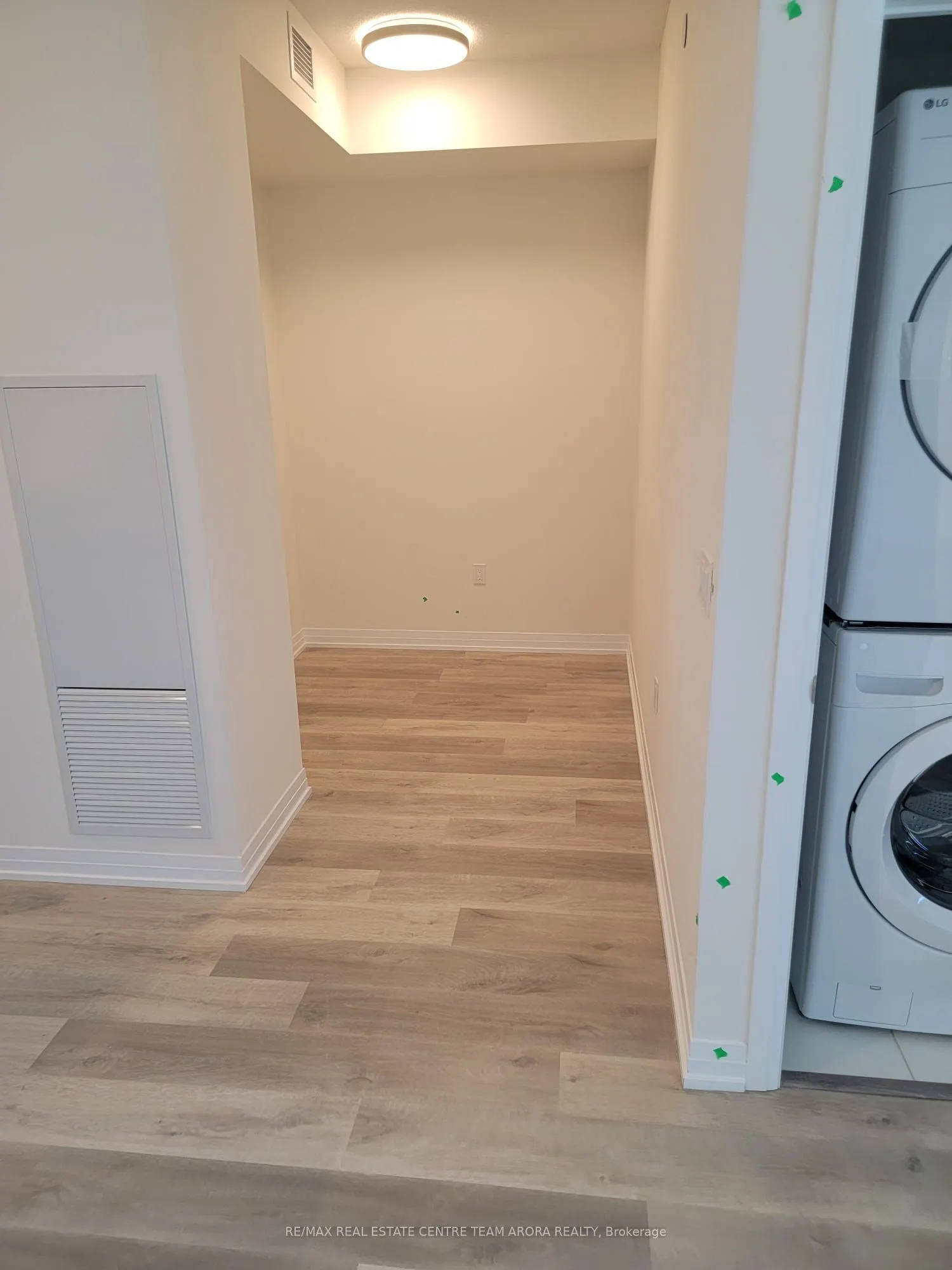 15 Watergarden Drive, #1307