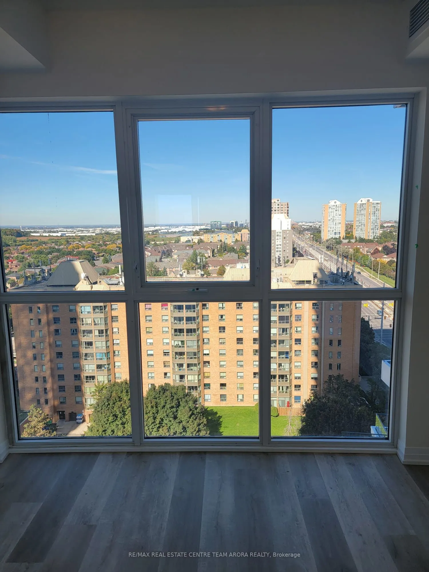 15 Watergarden Drive, #1307