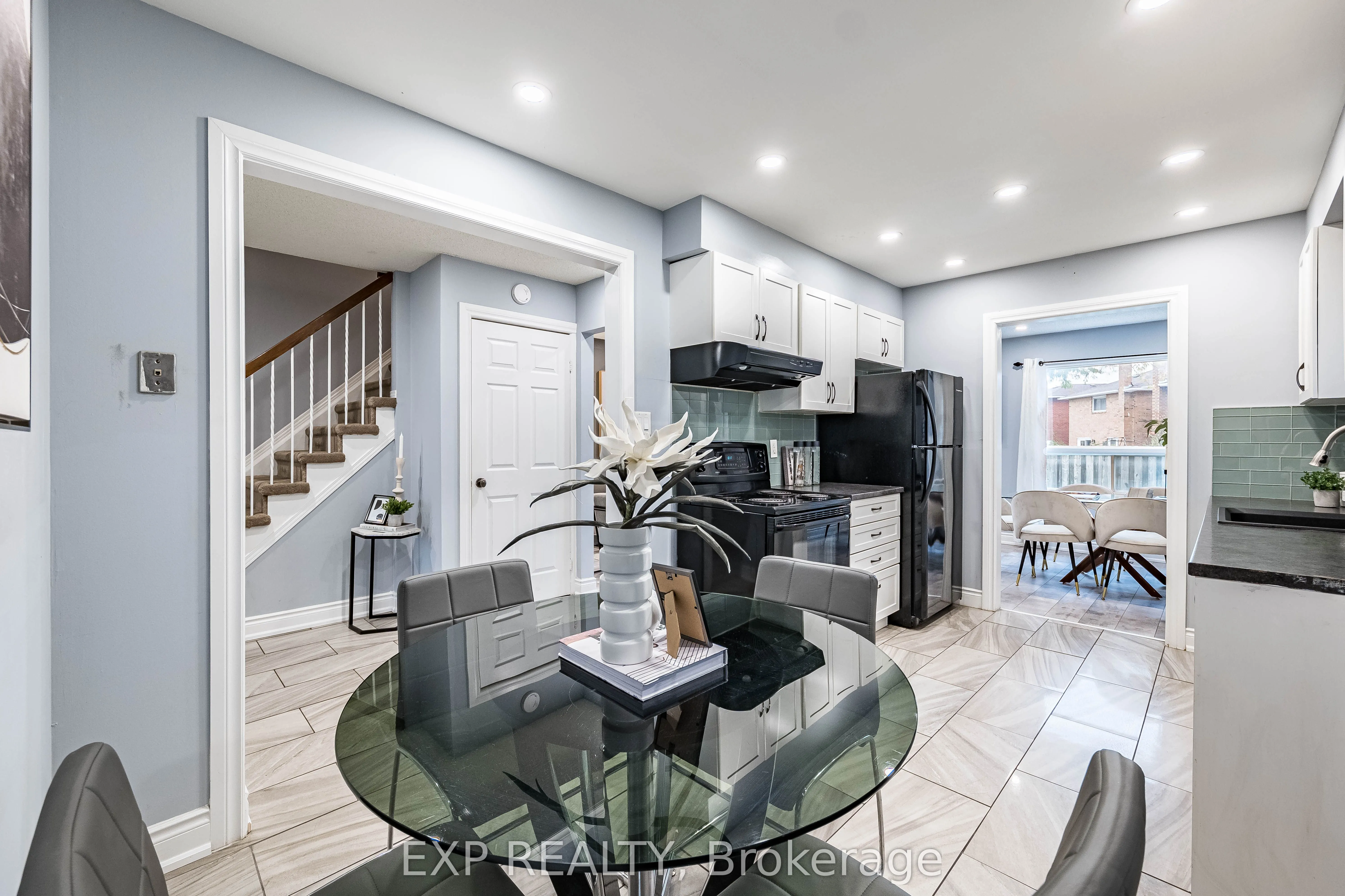 83 Wildercroft Avenue