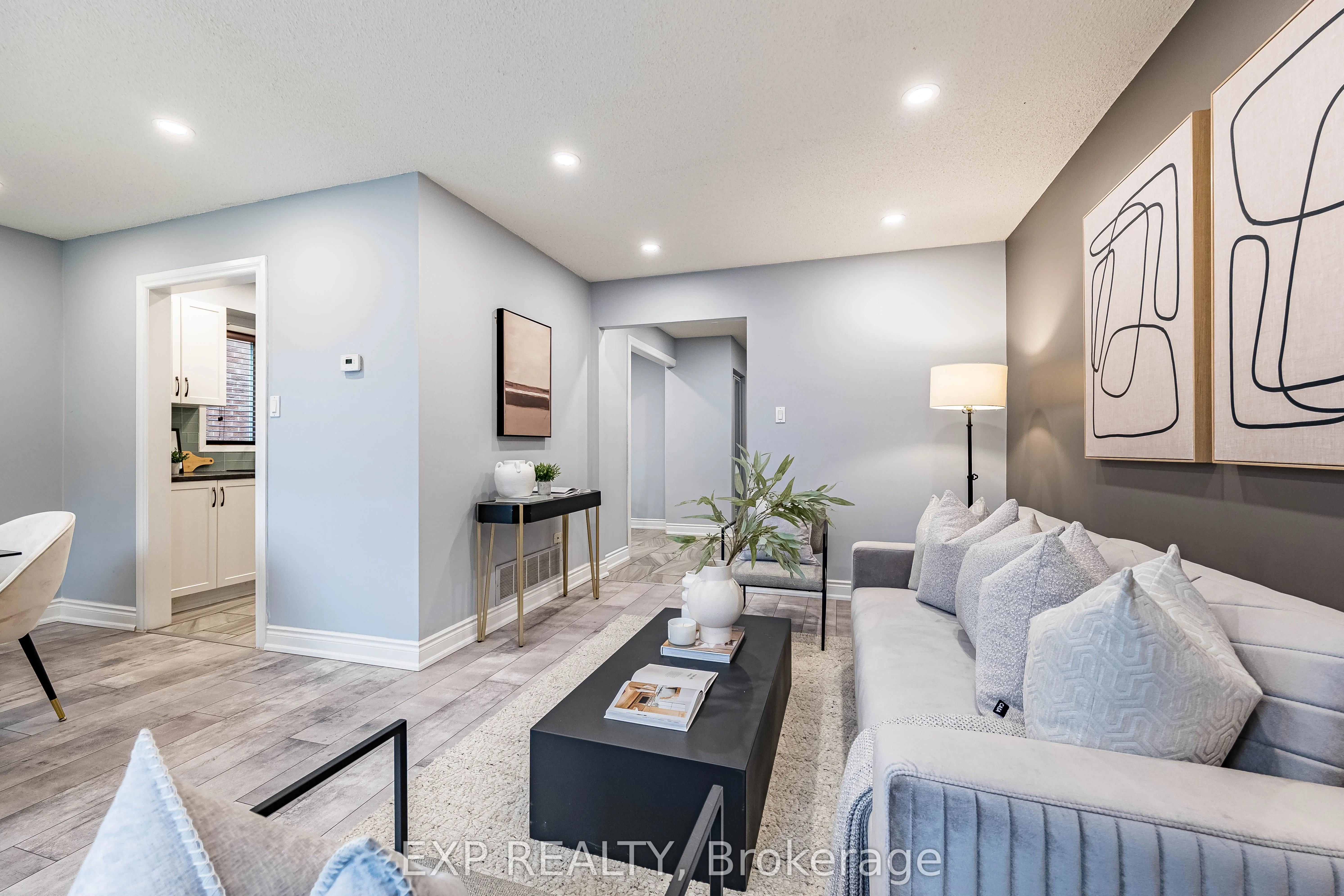 83 Wildercroft Avenue