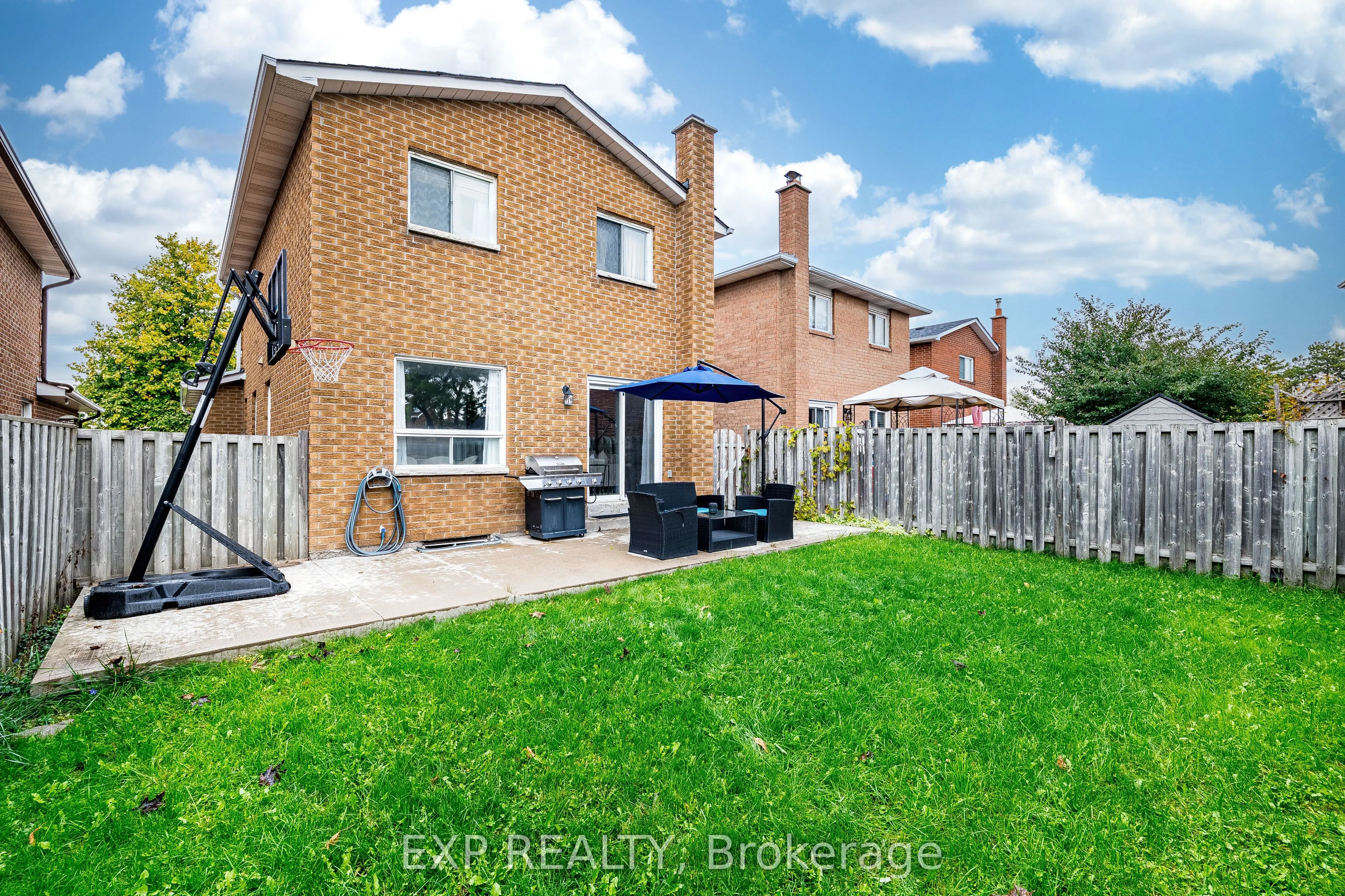 83 Wildercroft Avenue