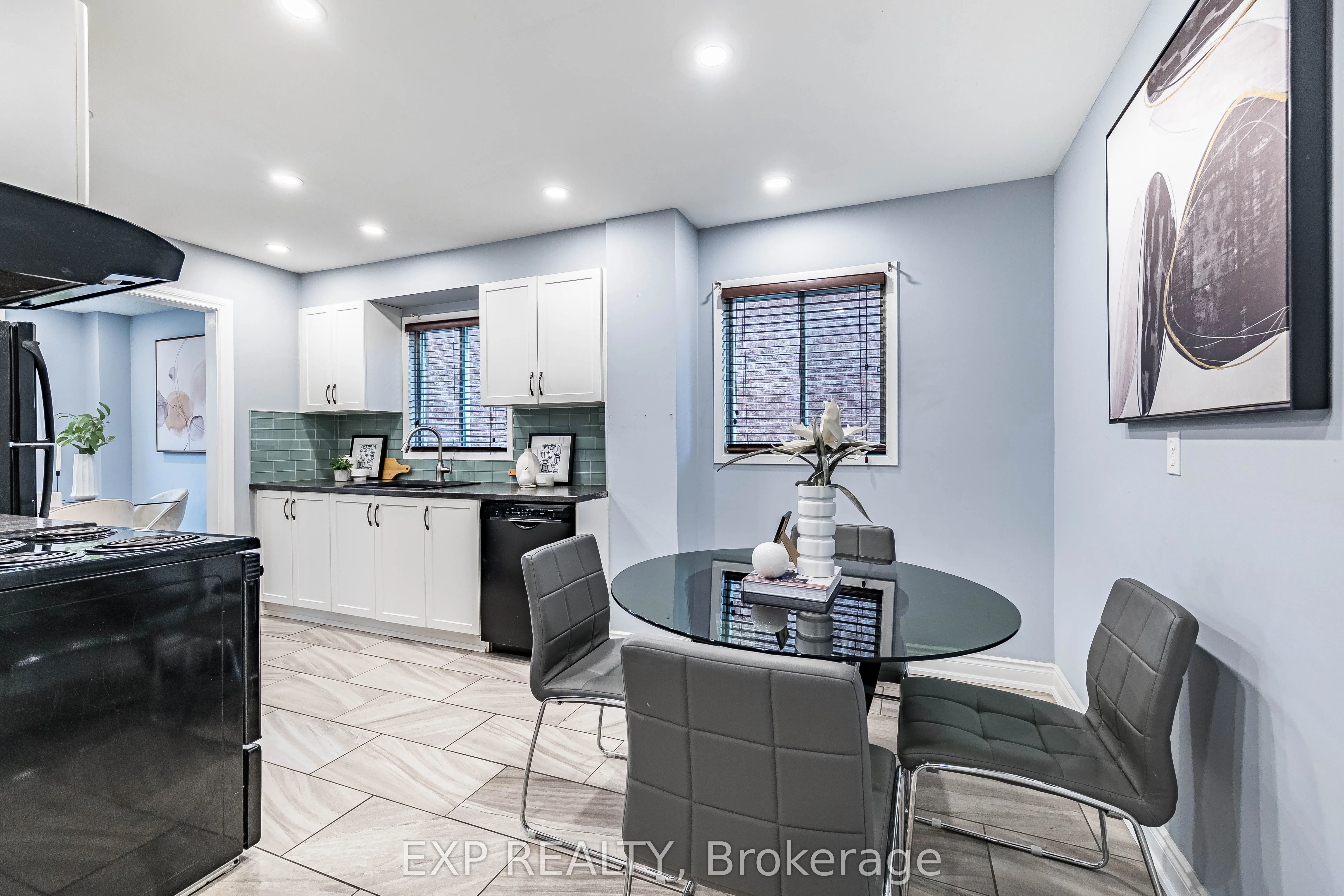 83 Wildercroft Avenue