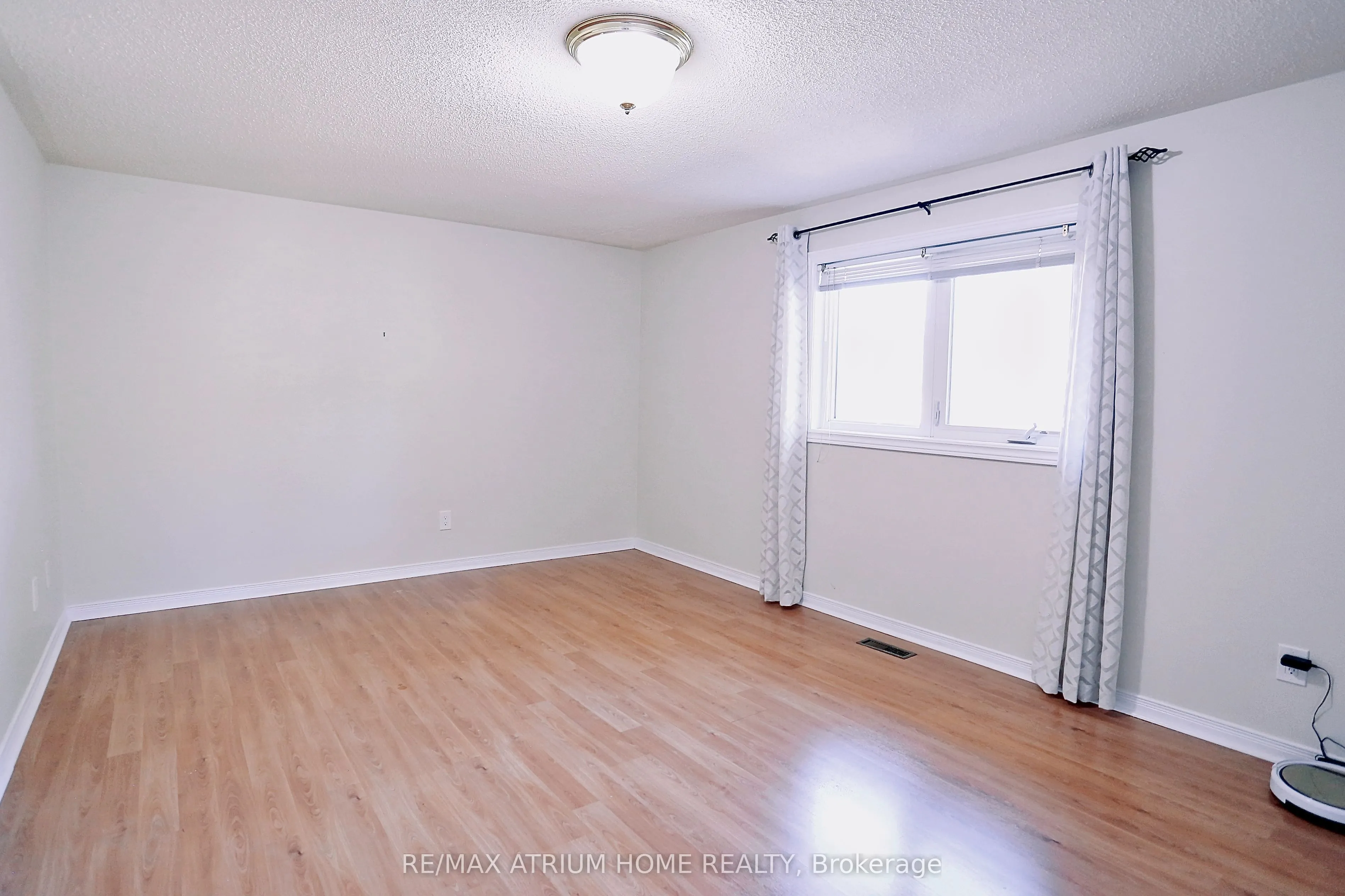 1554 Parish Lane