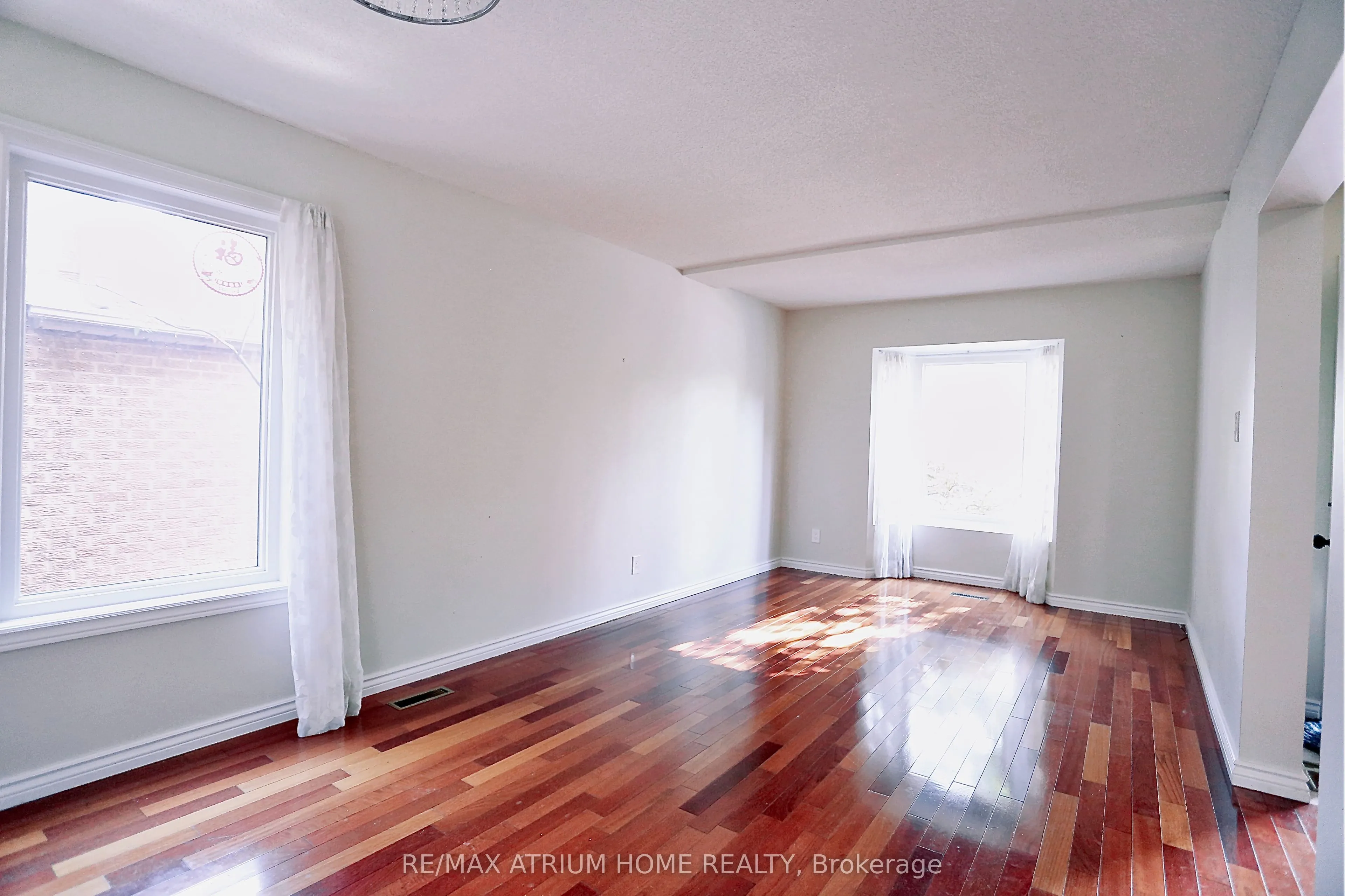 1554 Parish Lane