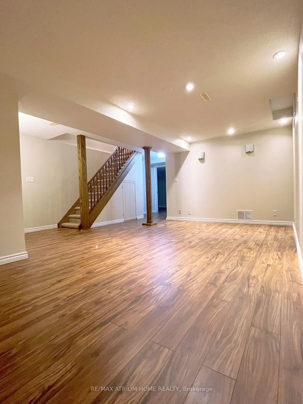 1554 Parish Lane