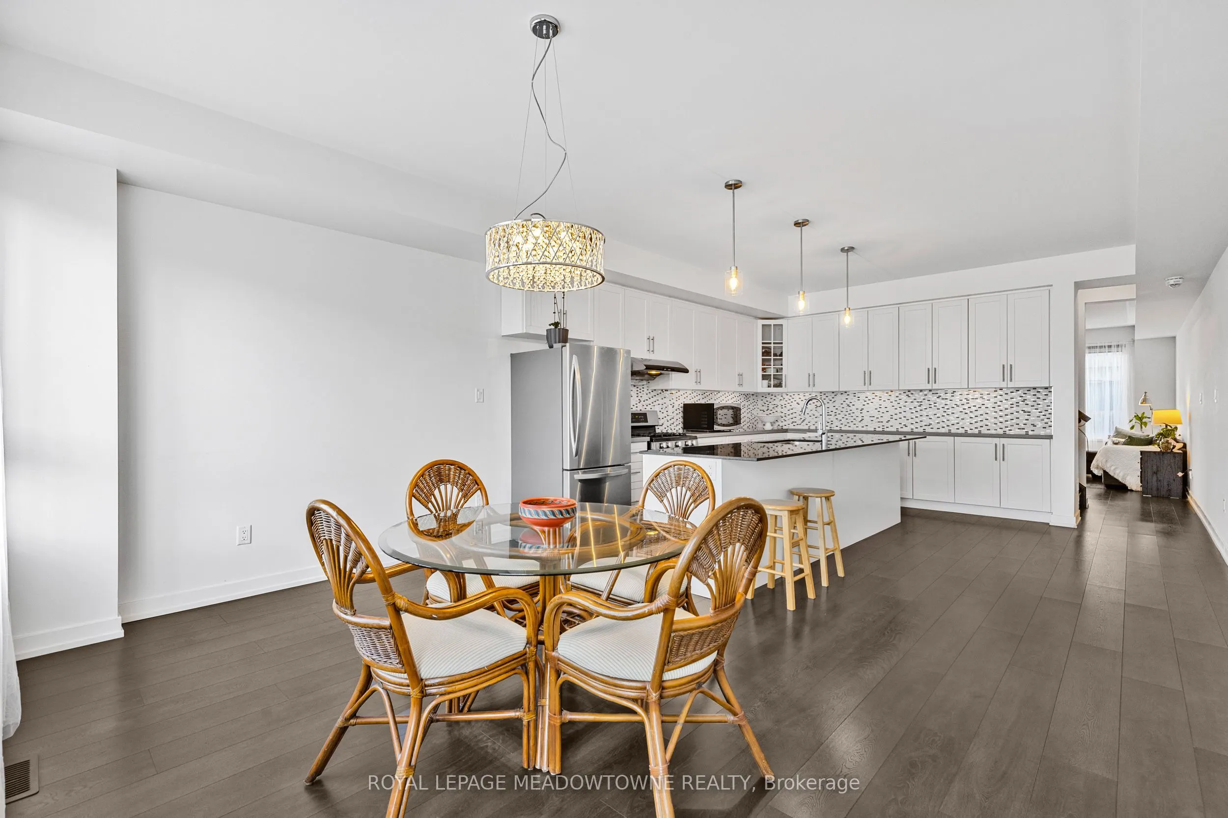 198 Squire Crescent