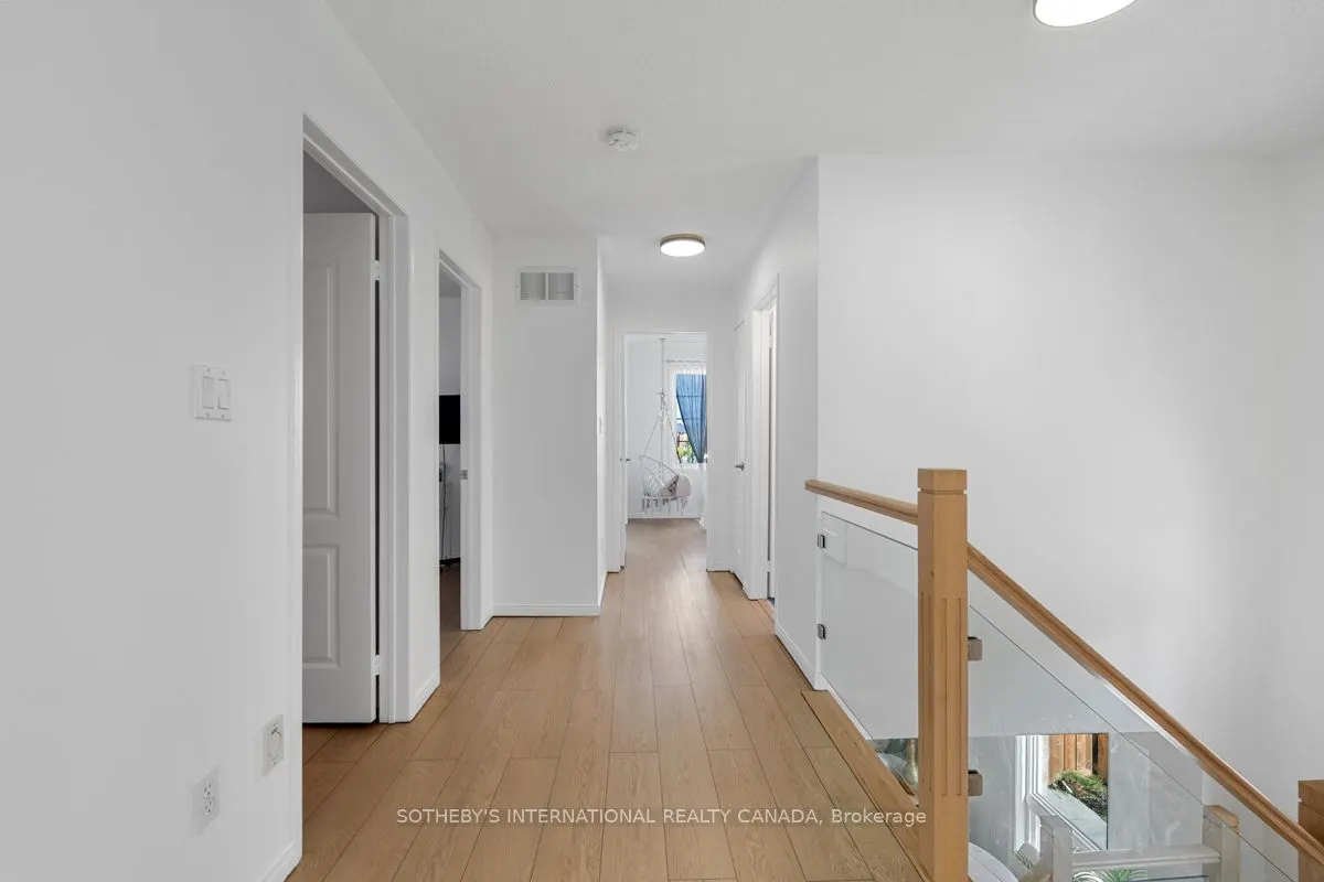 2182 Meadowglen Drive