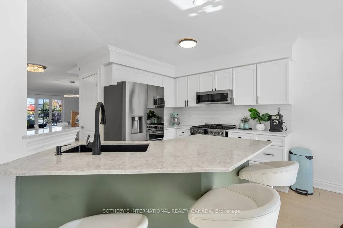2182 Meadowglen Drive