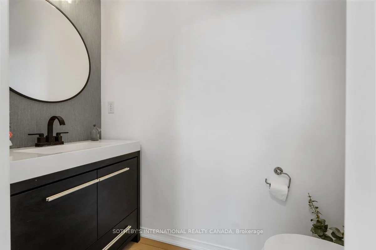 2182 Meadowglen Drive