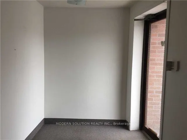 405 Industrial Drive, #20