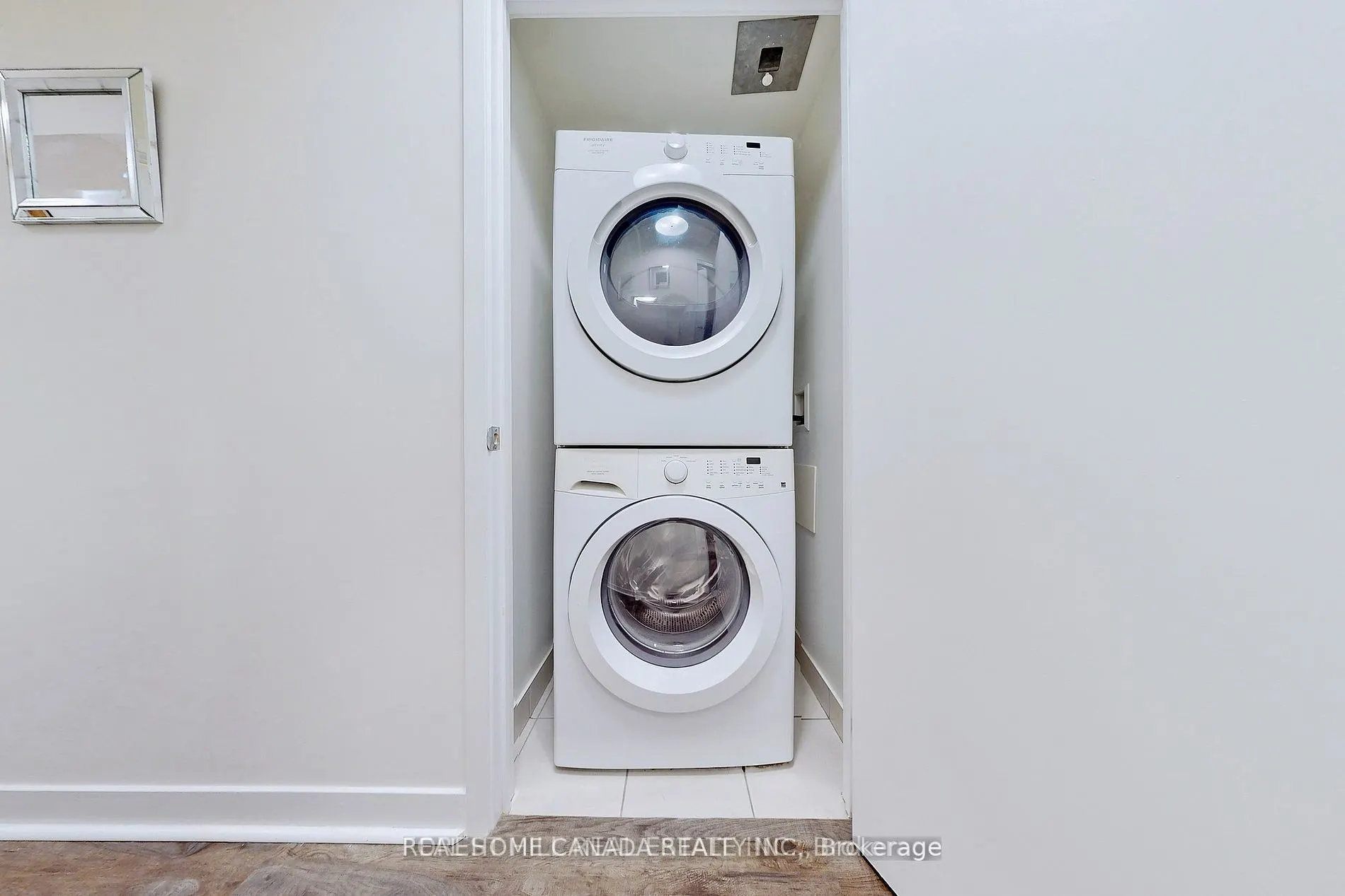 360 Square One Drive, #1502