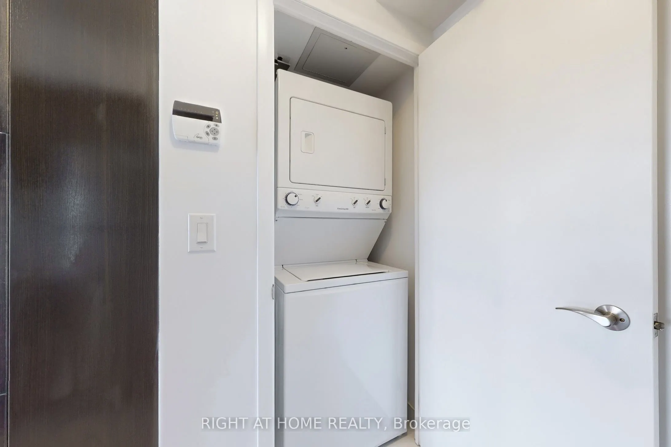 800 Lawrence Avenue W, #1122