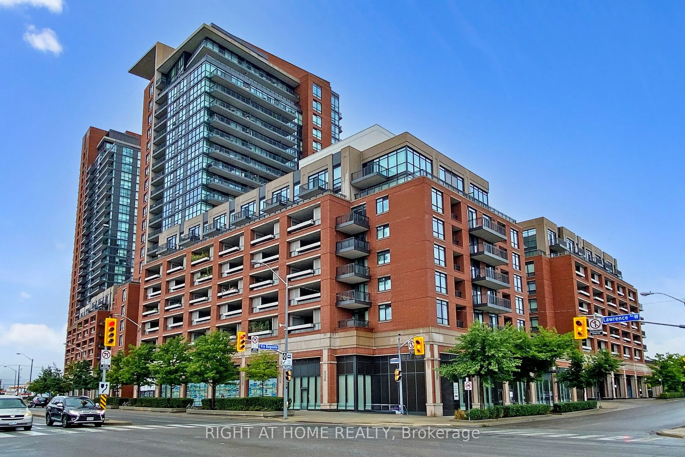 800 Lawrence Avenue W, #1122
