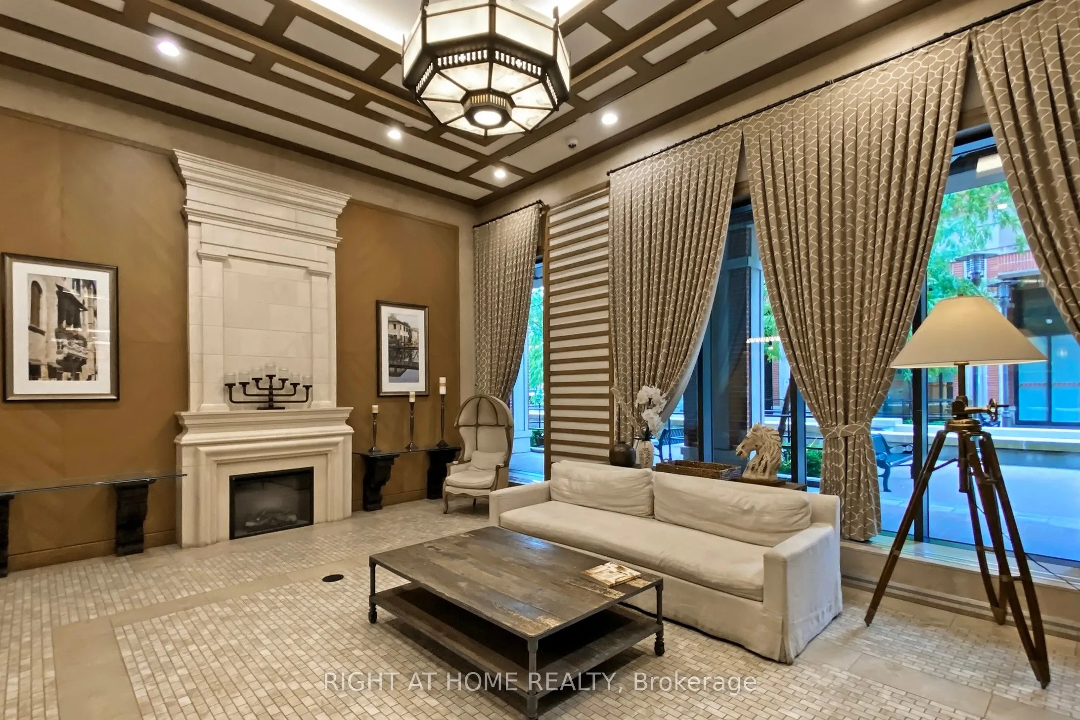 800 Lawrence Avenue W, #1122