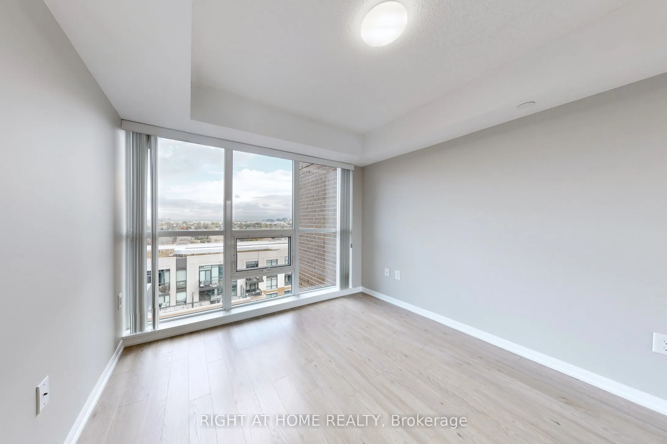 800 Lawrence Avenue W, #1122