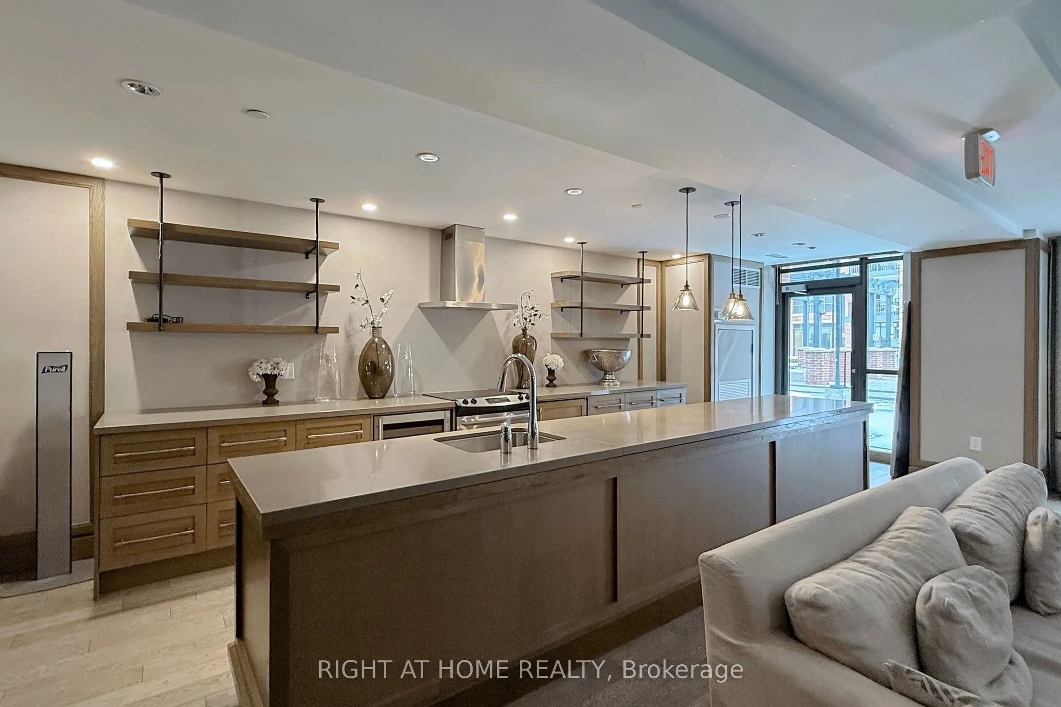 800 Lawrence Avenue W, #1122
