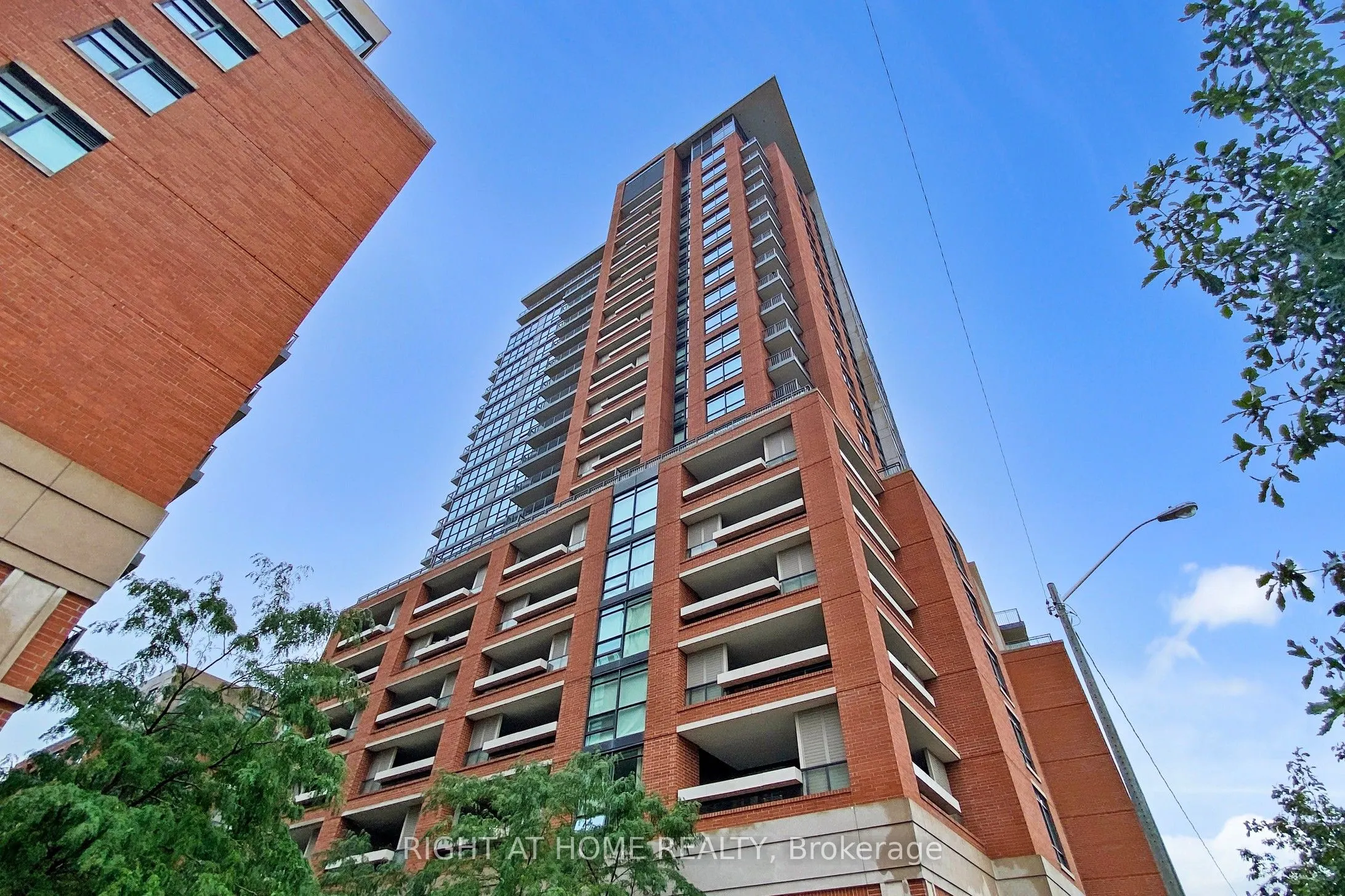 800 Lawrence Avenue W, #1122