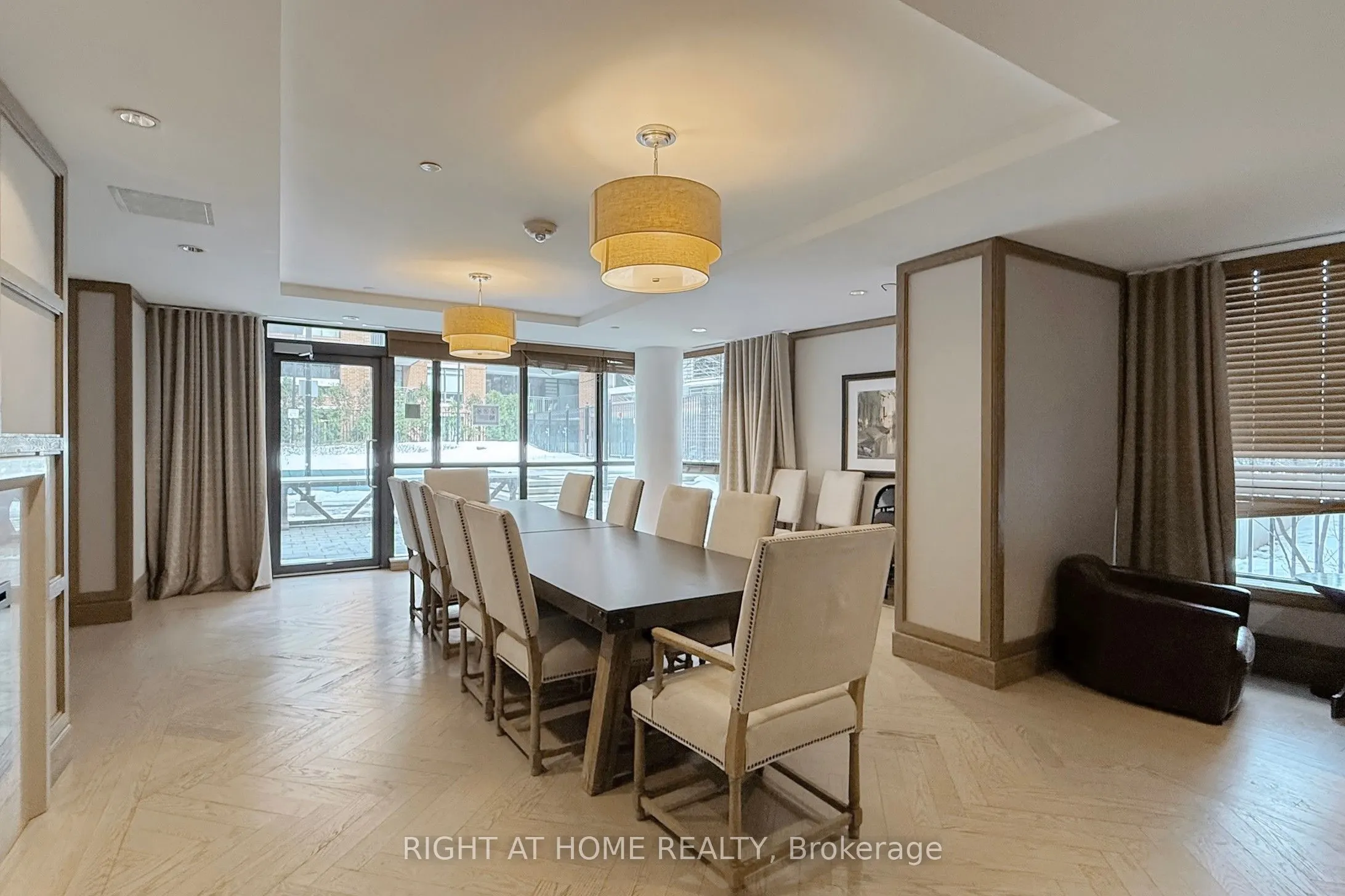 800 Lawrence Avenue W, #1122