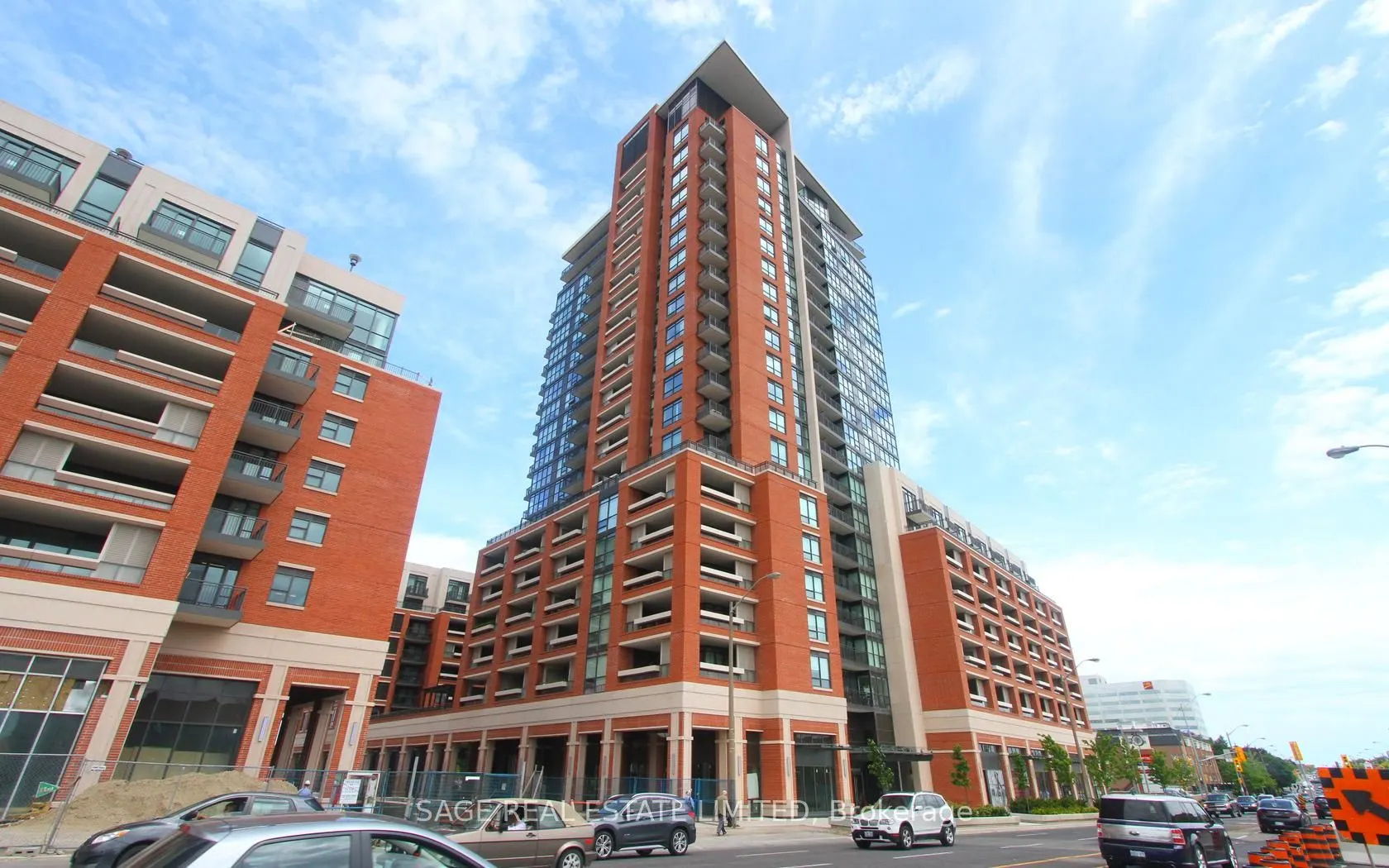 800 Lawrence Avenue W, #1424