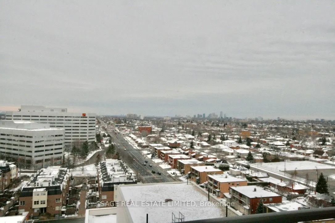 800 Lawrence Avenue W, #1424